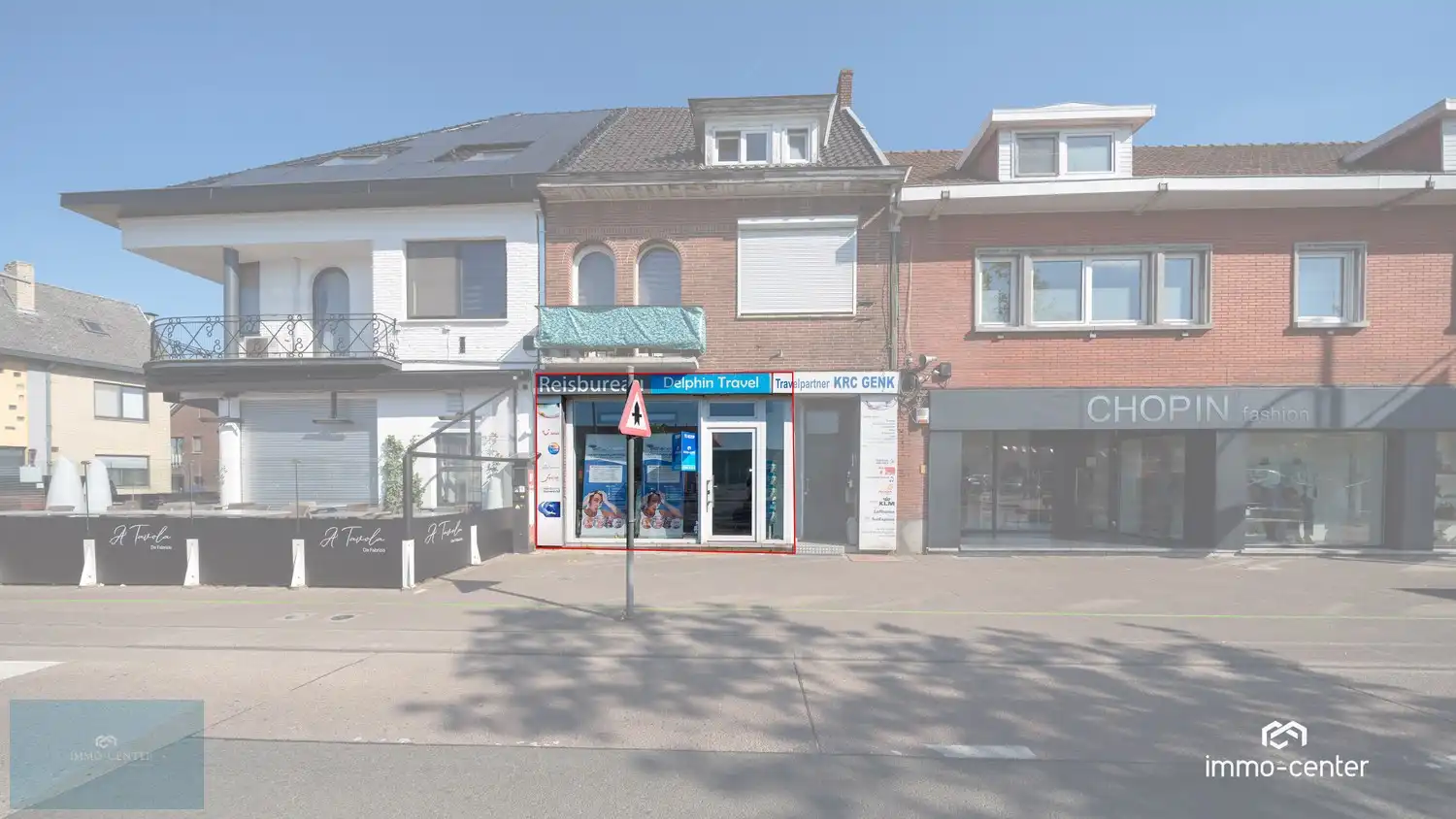 COMMERCIEEL HANDELSPAND (60m²) MET VERNIEUWDE WOONST (2 SLPK) EN GARAGE IN DE BRUISENDE STALENSTRAAT foto 2