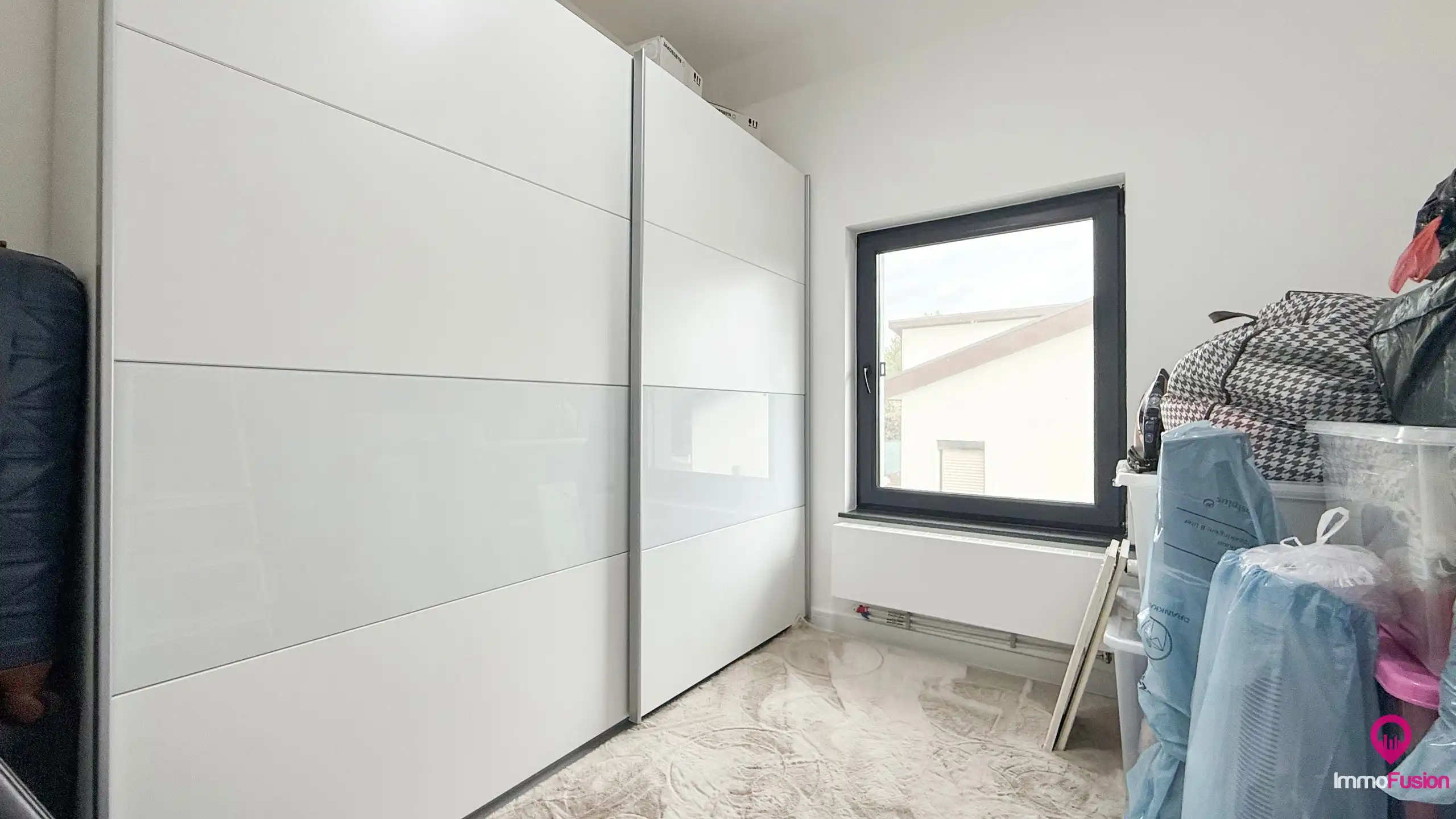 Ruime villa van 256m² met 6 slpks, garage en overdekt terras foto 45