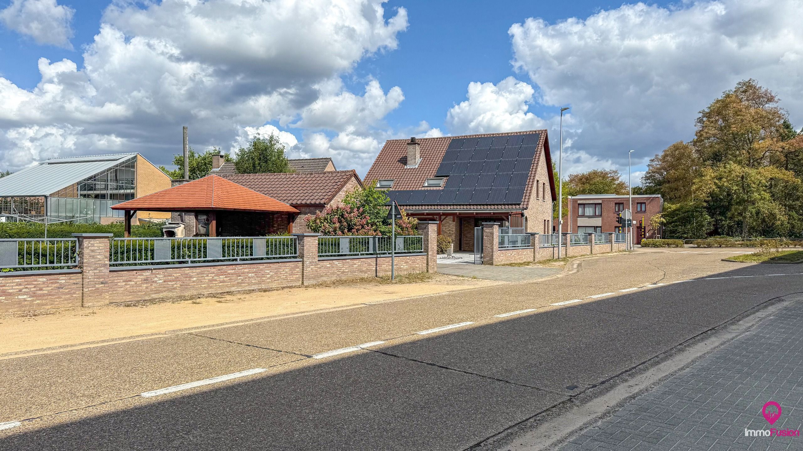 Verrassend ruime woning met 4 slaapkamers en grote tuin!  foto 37