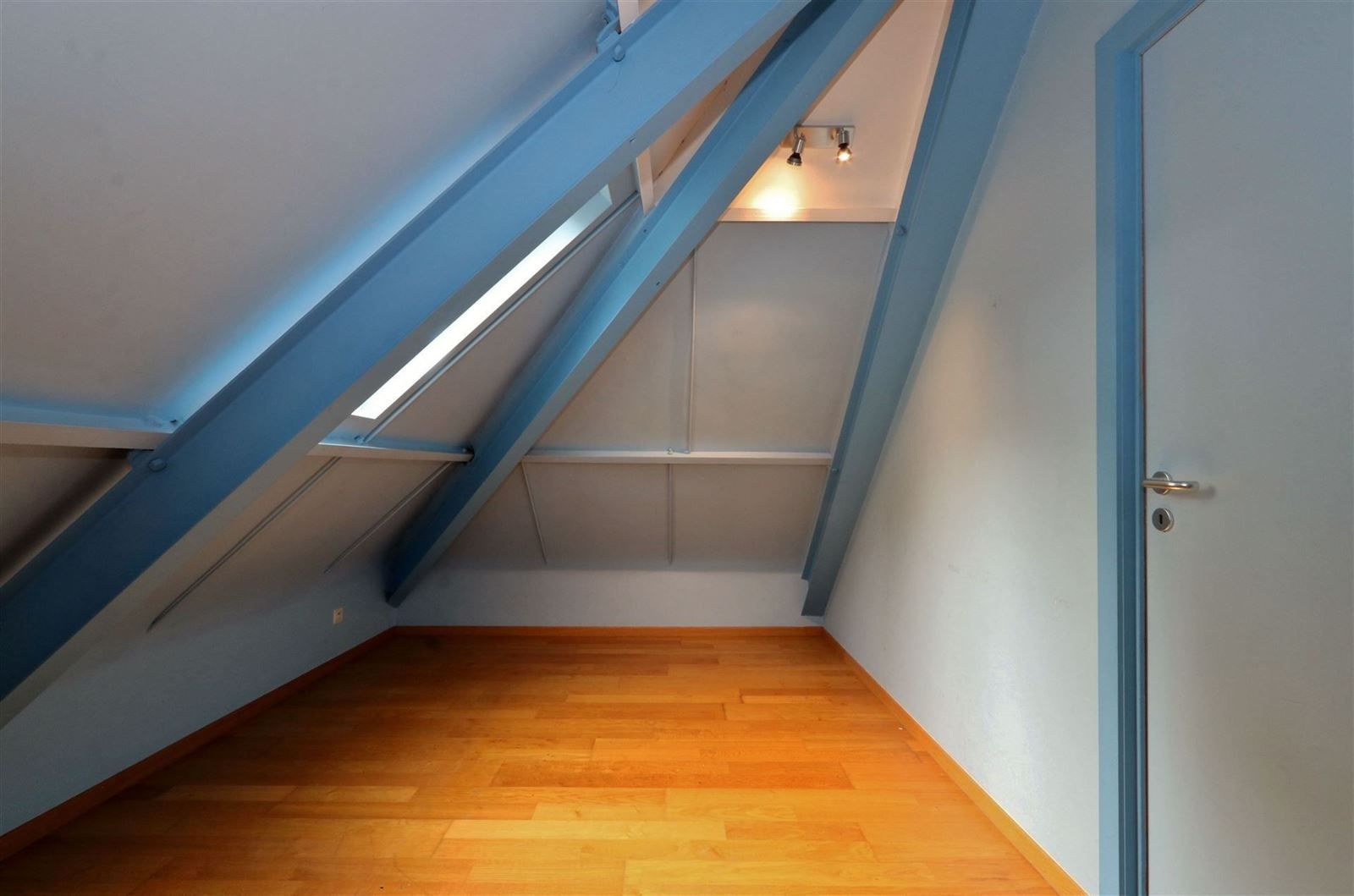 Appartement met 2 slaapkamers + garagebox te Buizingen  foto 12