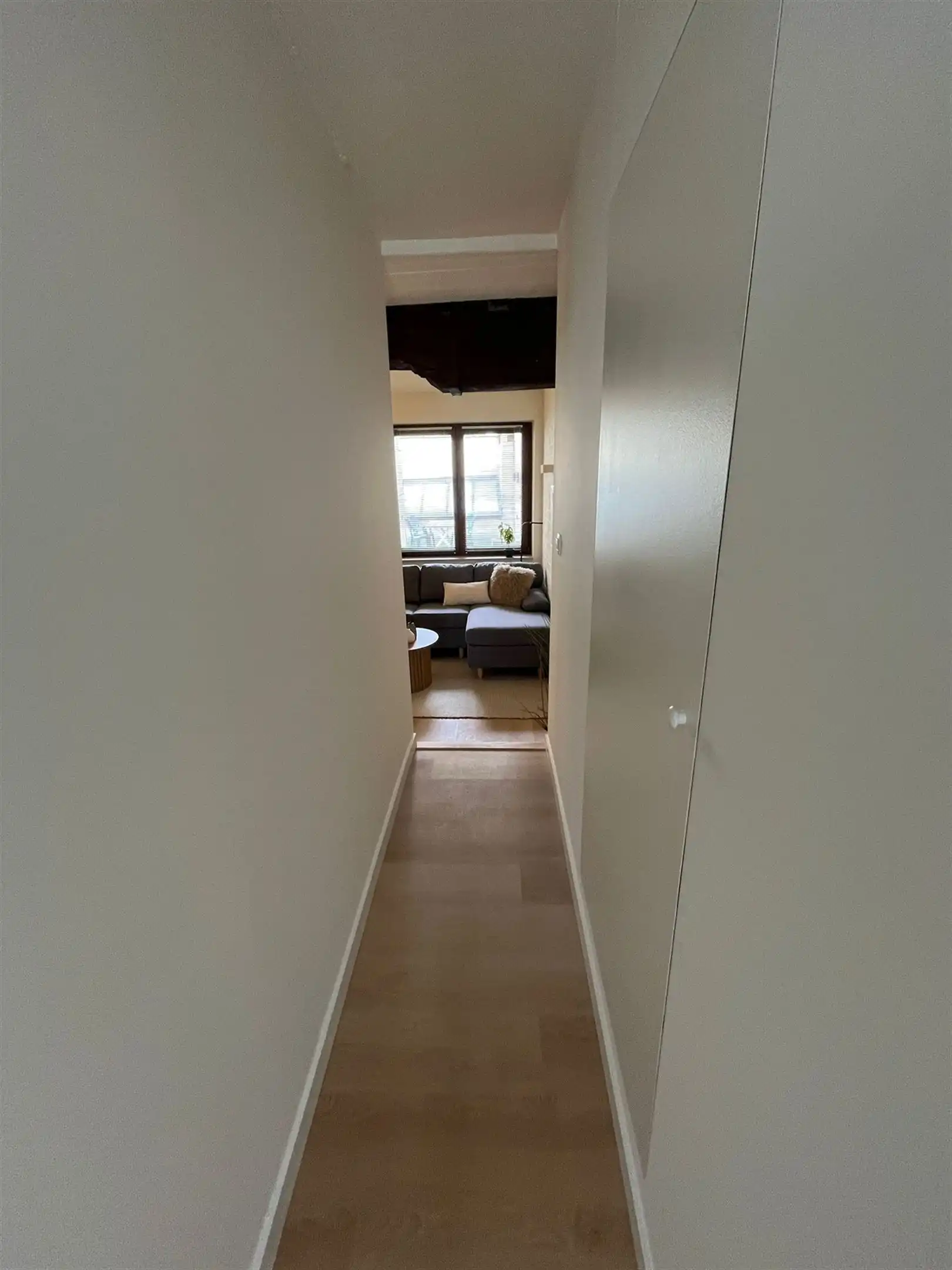 Volledig gerenoveerd  gemeubeld éénslaapkamer appartement foto 14