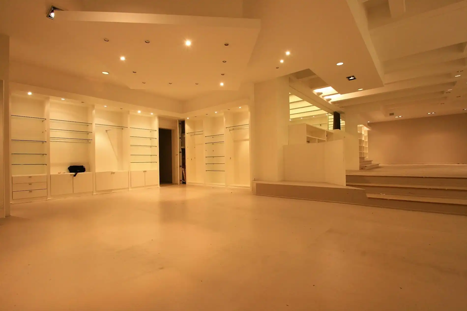 Winkelpand te huur Zilverpand 23 Brugge foto 7