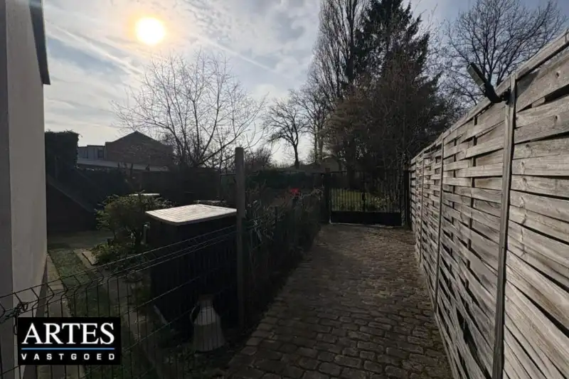 Gelijkvloerse studio te koop foto 15