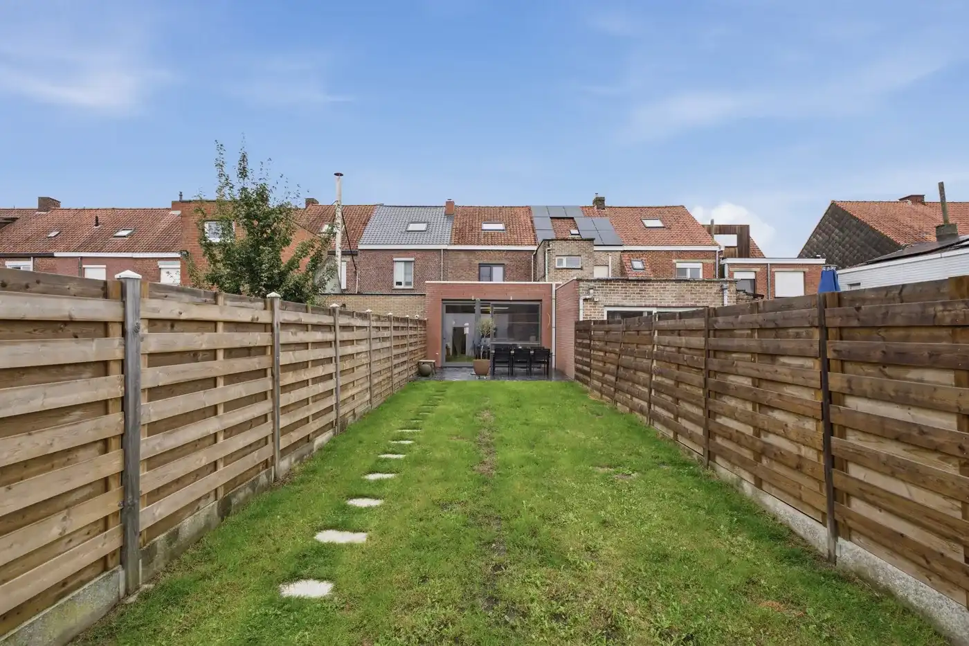GERENOVEERDE WONING MET 3 SLAAPKAMERS EN GARAGE foto 15