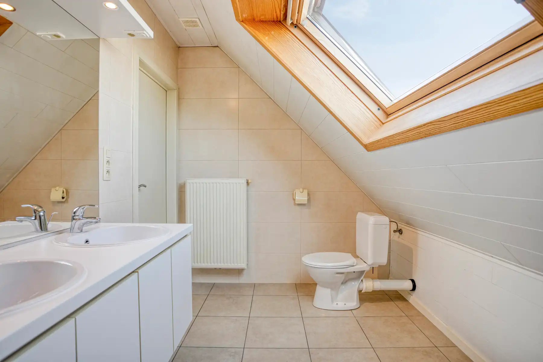 Leuk duplex appartement in centrum Baal foto 16