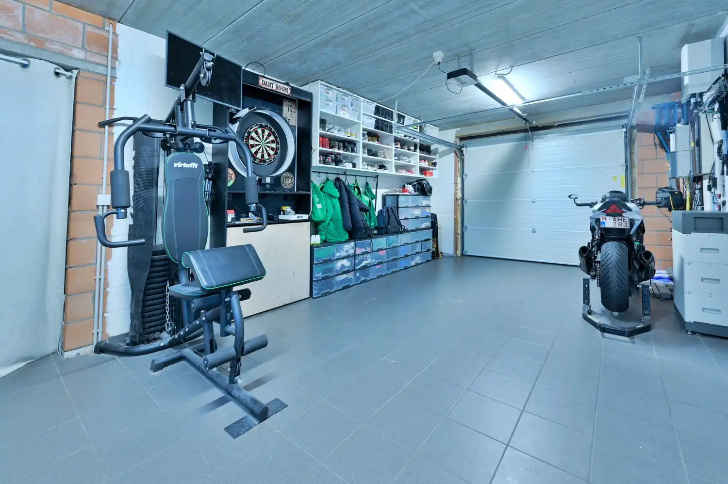 Ruime, energiezuinige gezinswoning met 6 slaapkamers, tuin en zwembad nabij Leuven foto 16