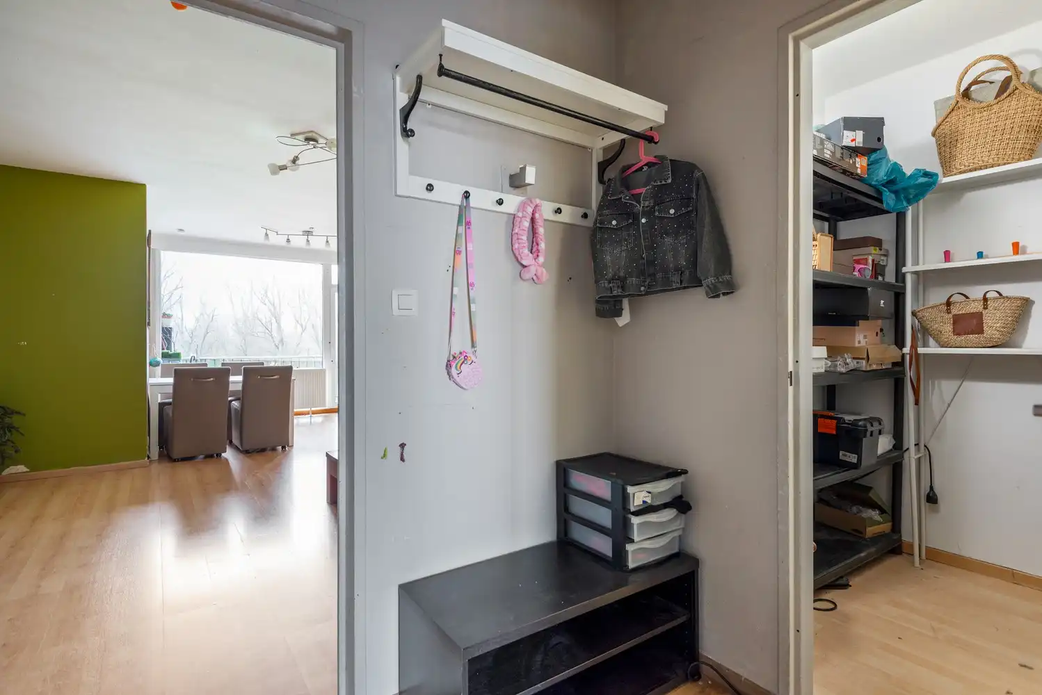 Appartement met twee ruime slaapkamers op de tweede verdieping! foto 12