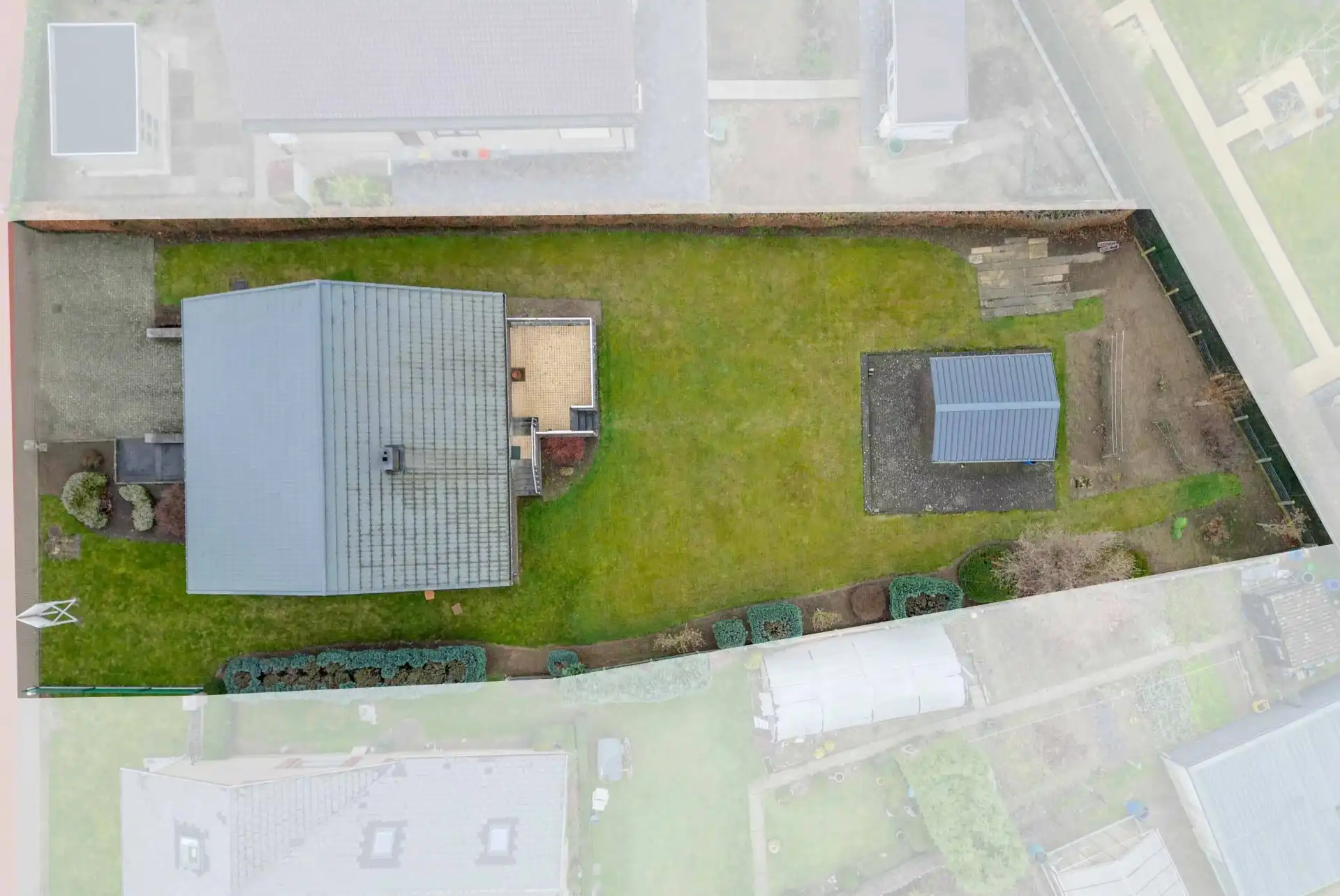 Ruime gezinswoning met tuin nabij centrum van Wellen foto 21