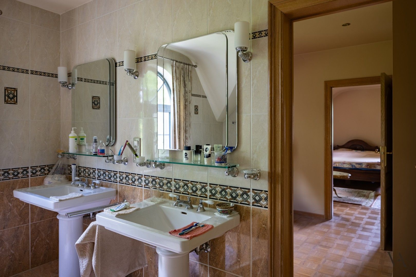 Zeer ruime klassieke villa op prachtig perceel in Hoog-Linden foto 15