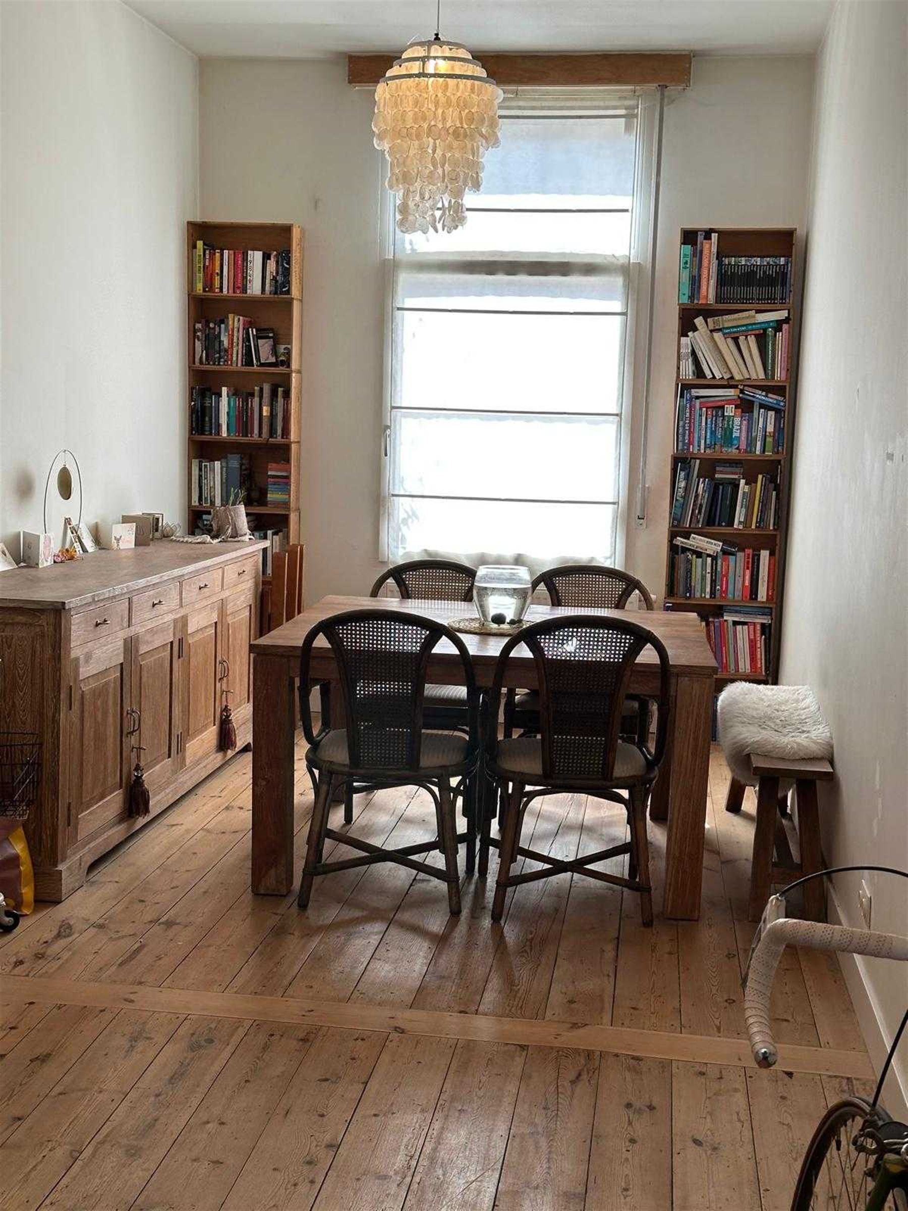 Woning met tuin en 4 slaapkamers! foto 5
