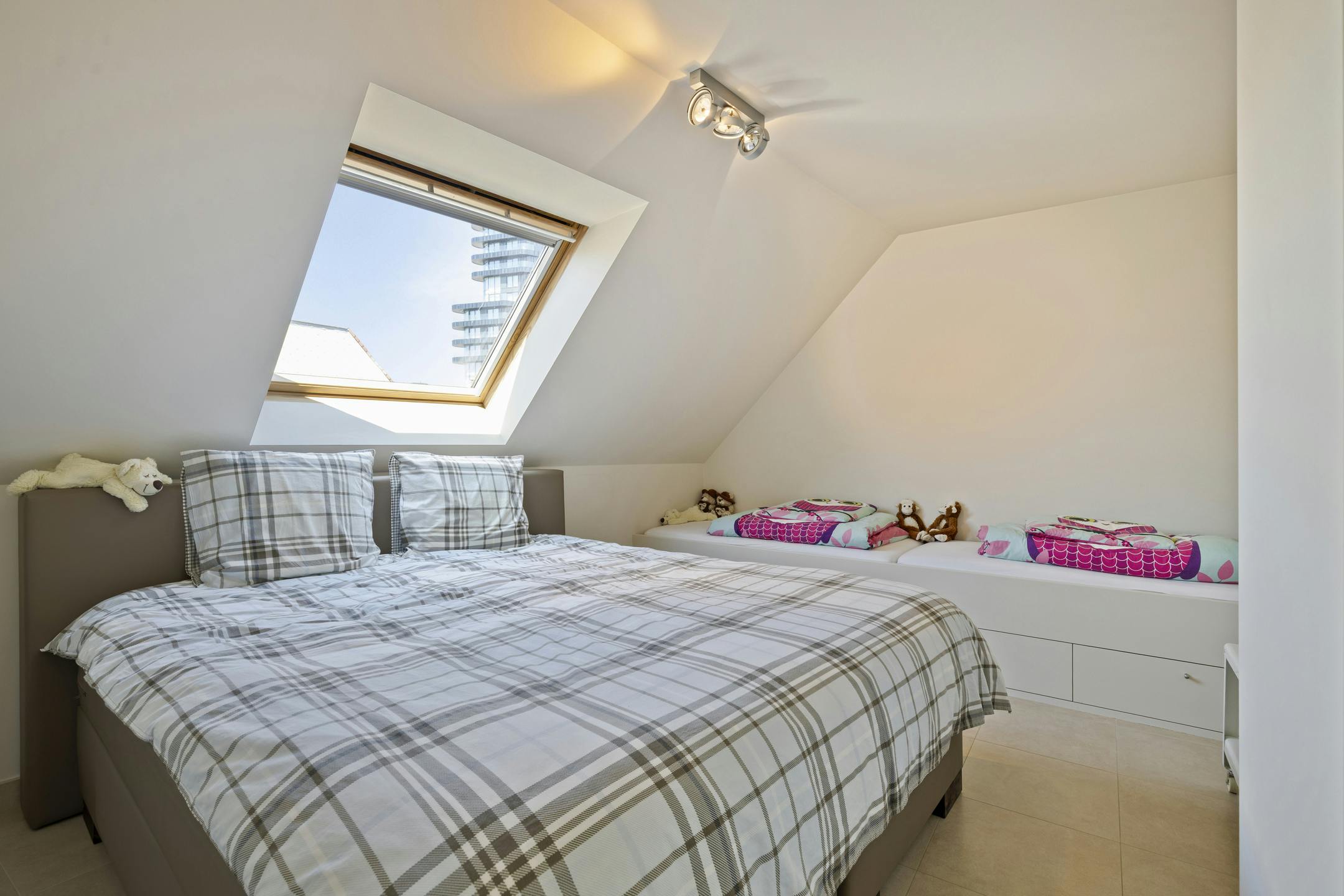 Prachtig appartement met 3 slaapkamers te koop in Heist foto 13