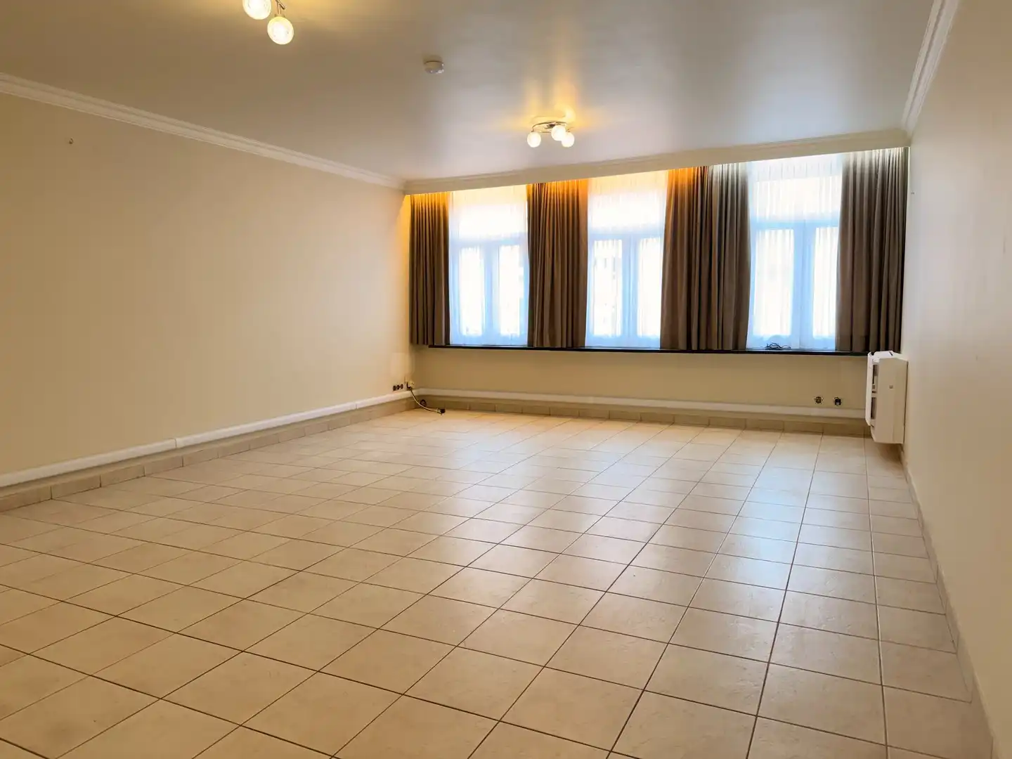 Gelijkvloers appartement met autostaanplaats te Haasdonk foto 3