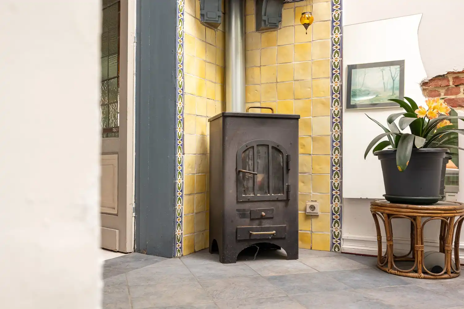 Karaktervolle woning met gezellige tuin foto 12