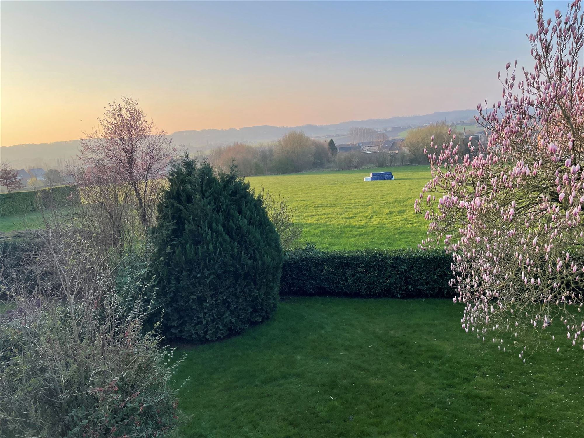 Villa gelegen aan de rand van de stad foto 53