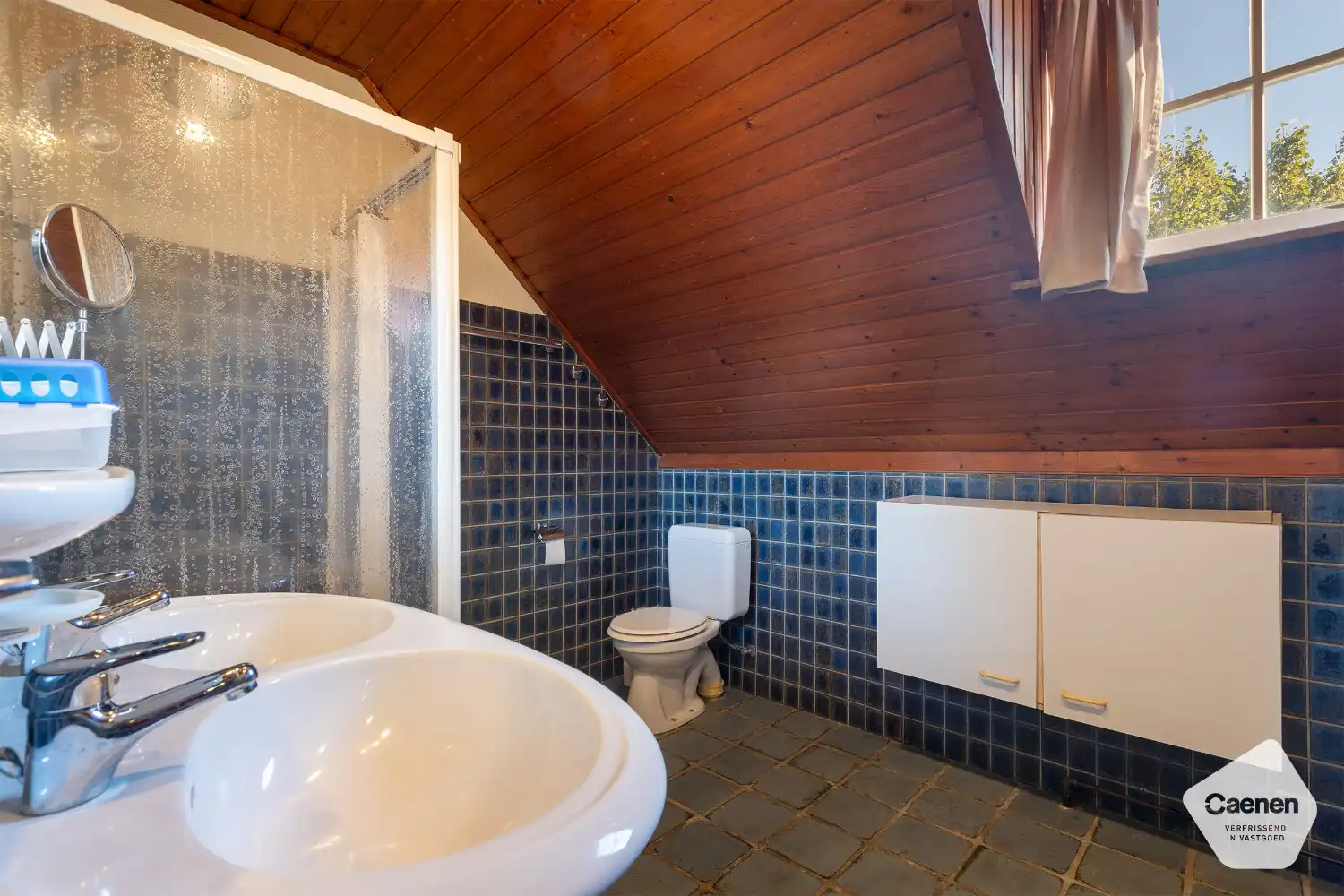 Te renoveren villa met 3 slaapkamers, 2 badkamers, sauna en ruime tuin foto 14