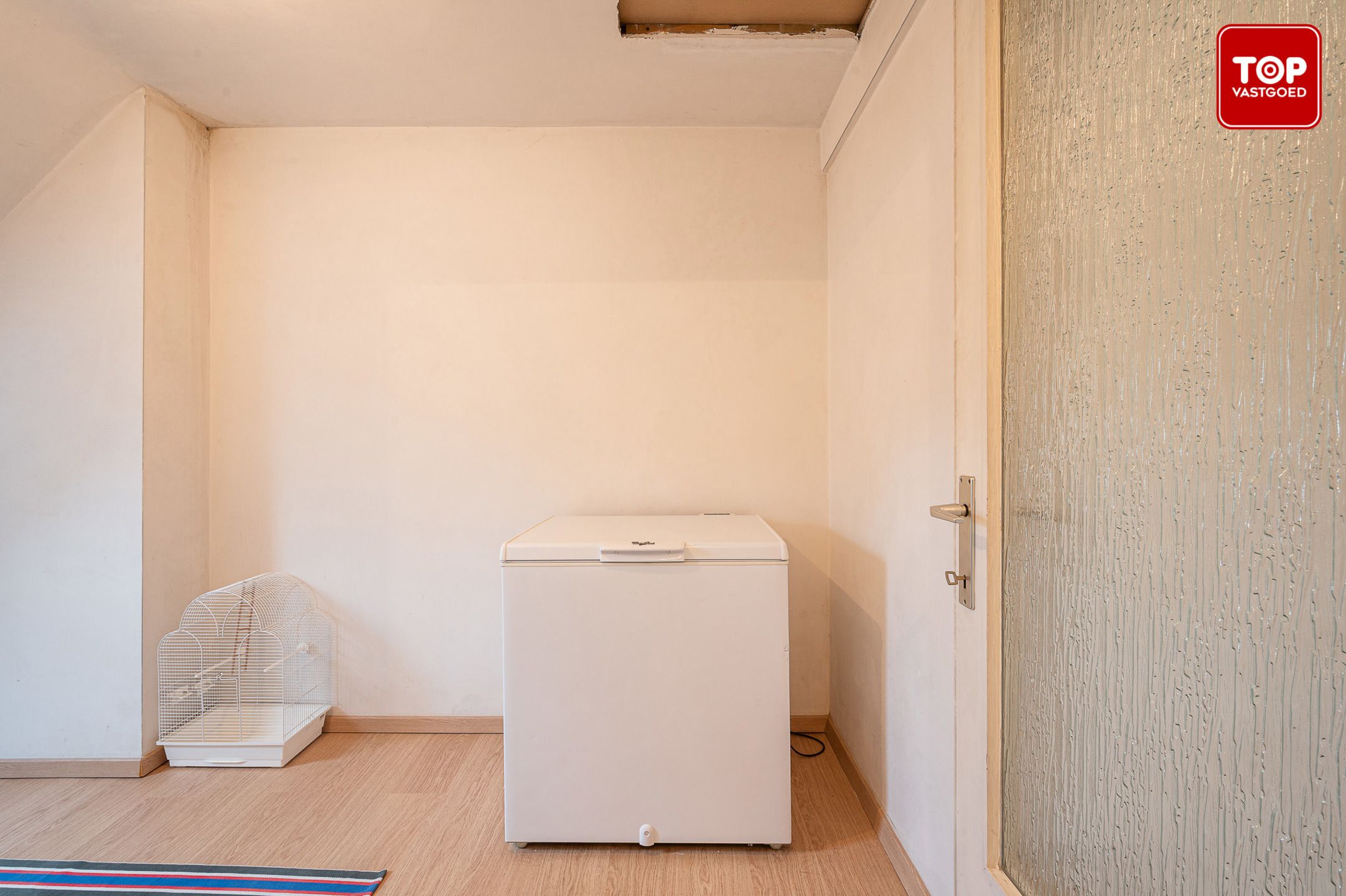 Instapklare stadswoning met 4 slaapkamers en ruime koer. foto 13