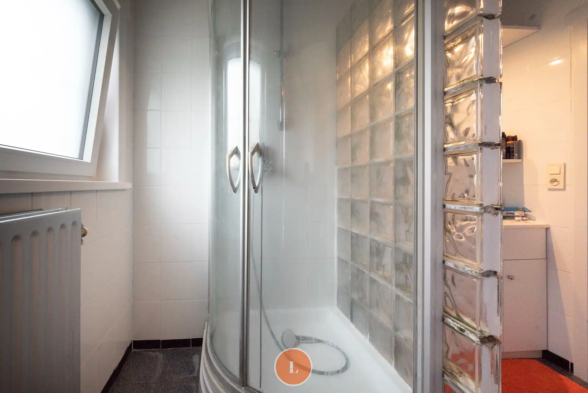 Gelijkvloerse woning in rustige residentiële wijk. foto 14