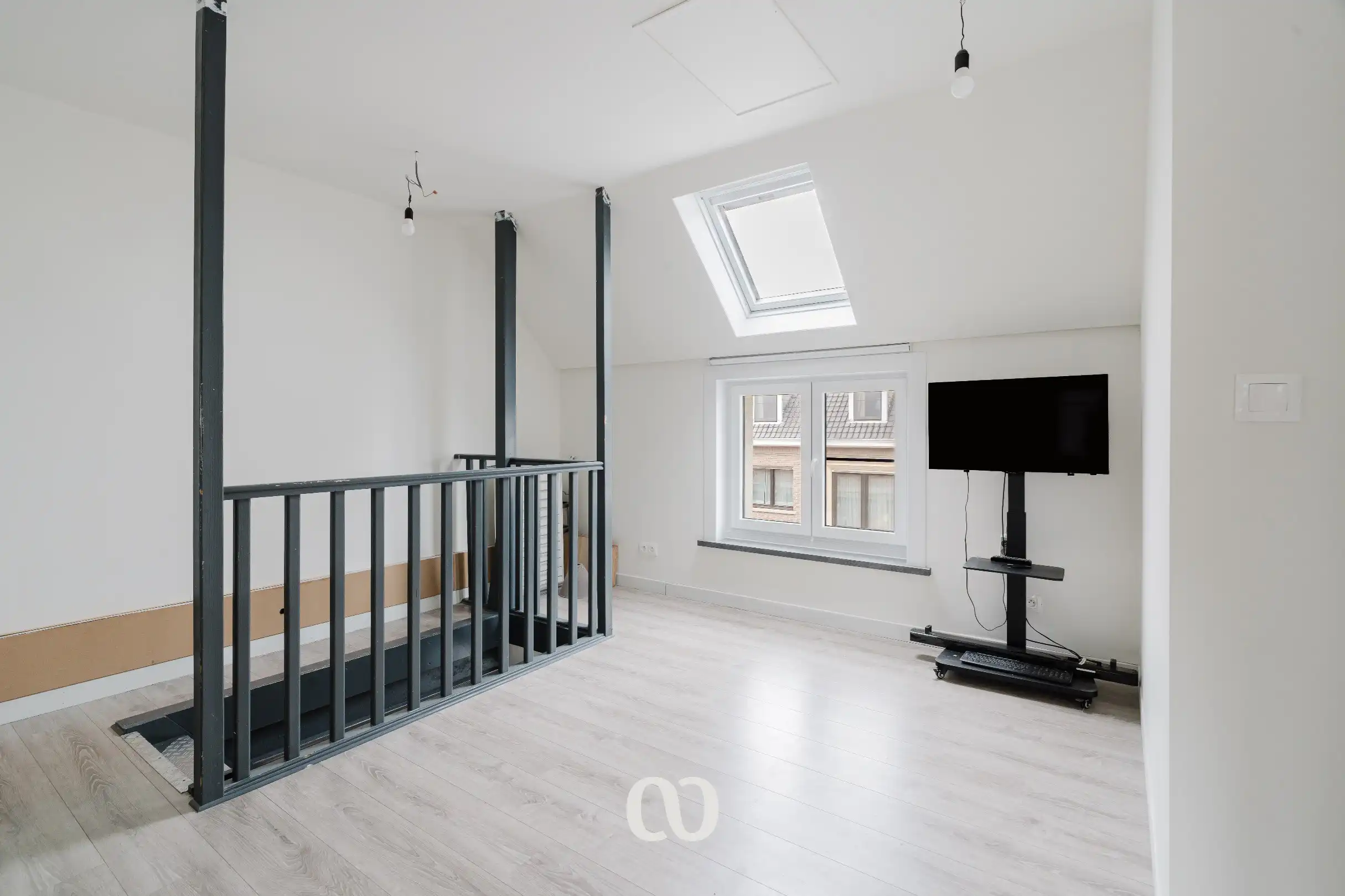 Instapklare woning met garage nabij centrum Oudenaarde foto 9