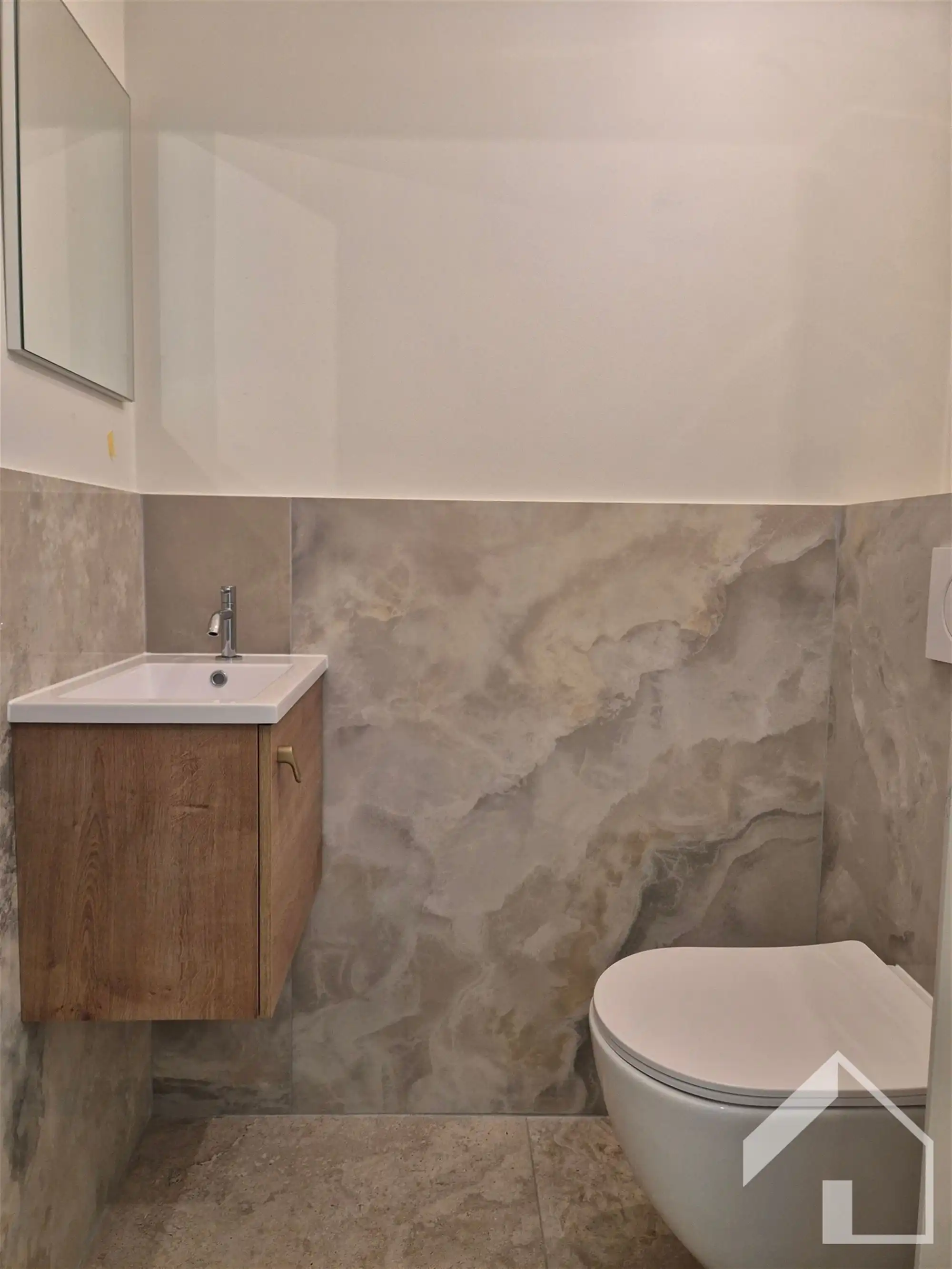 Nieuwbouw appartement op de 3de verdieping met 1 slaapkamer, terras en lift.   foto 15