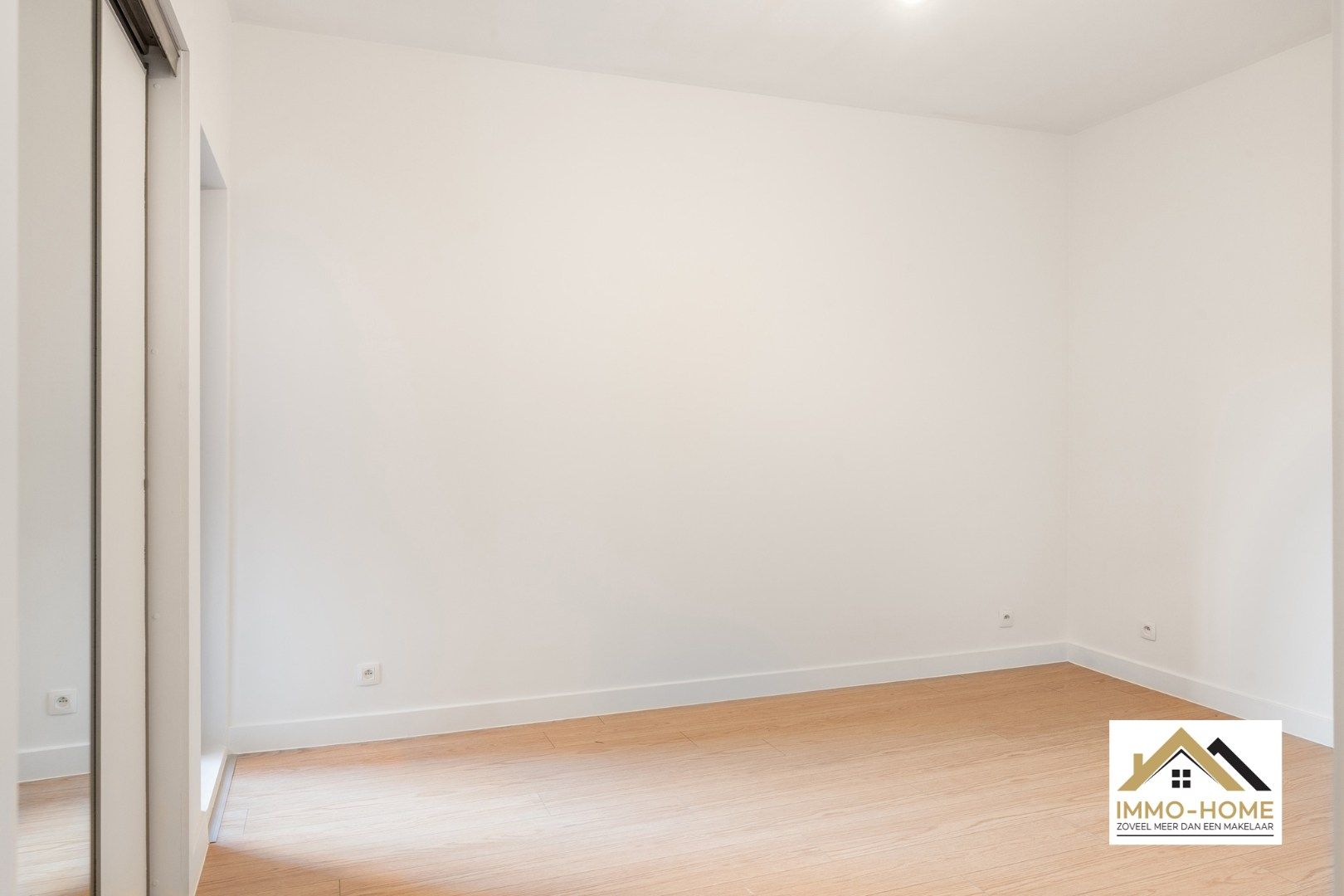 Prachtig gerenoveerd appartement centrum Wachtebeke!  foto 16