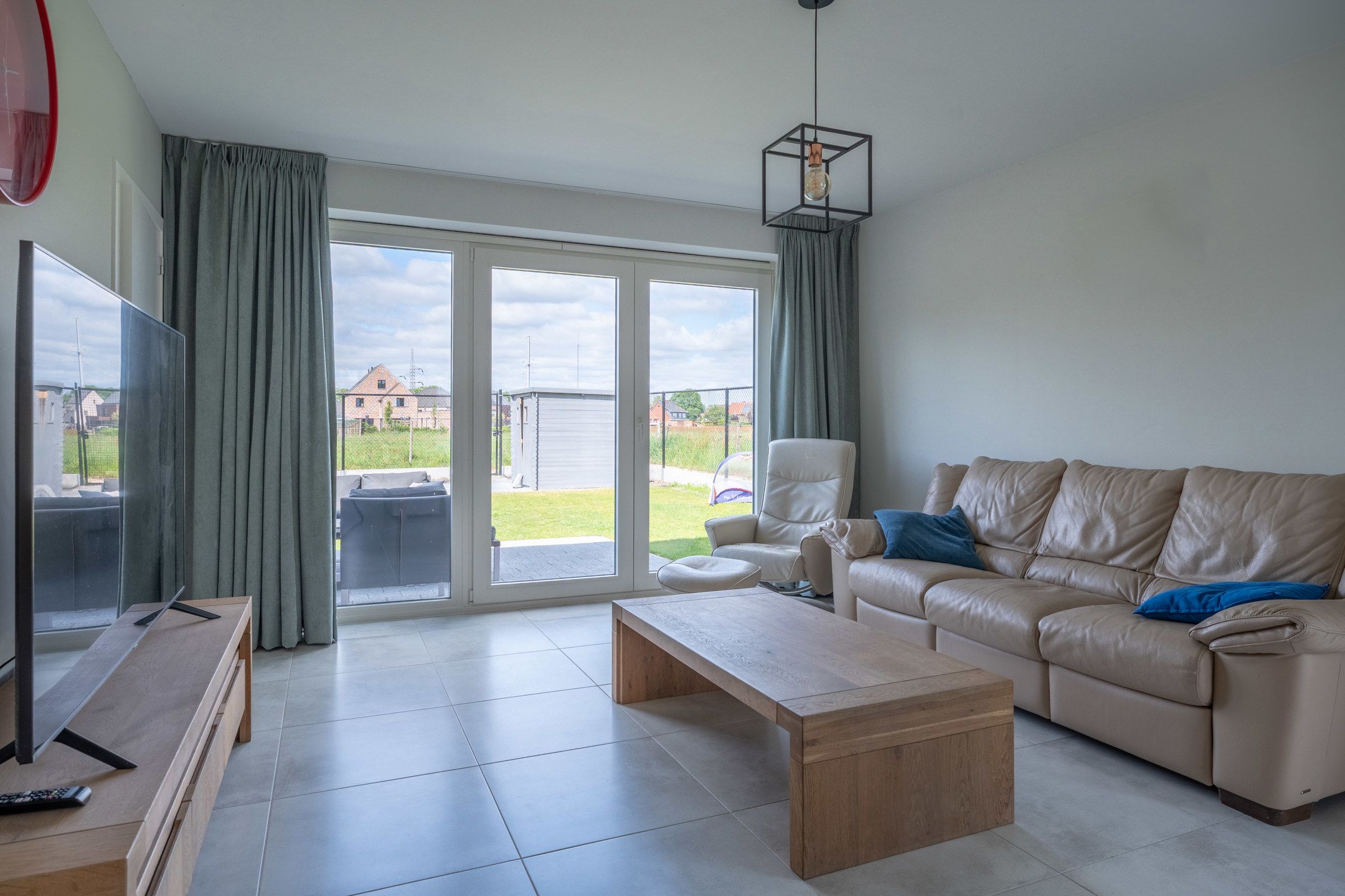 Energiezuinige nieuwbouwwoning met 4 slpk en privé tuin. foto 4