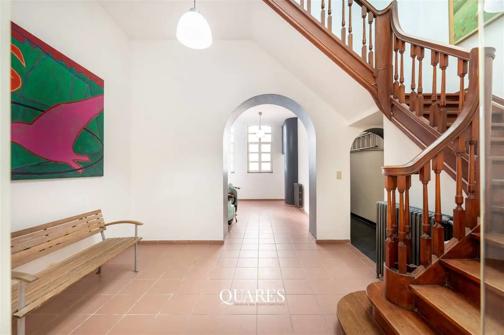 Herenhuis met zuidgerichte tuin en terras in het historisch centrum foto 24