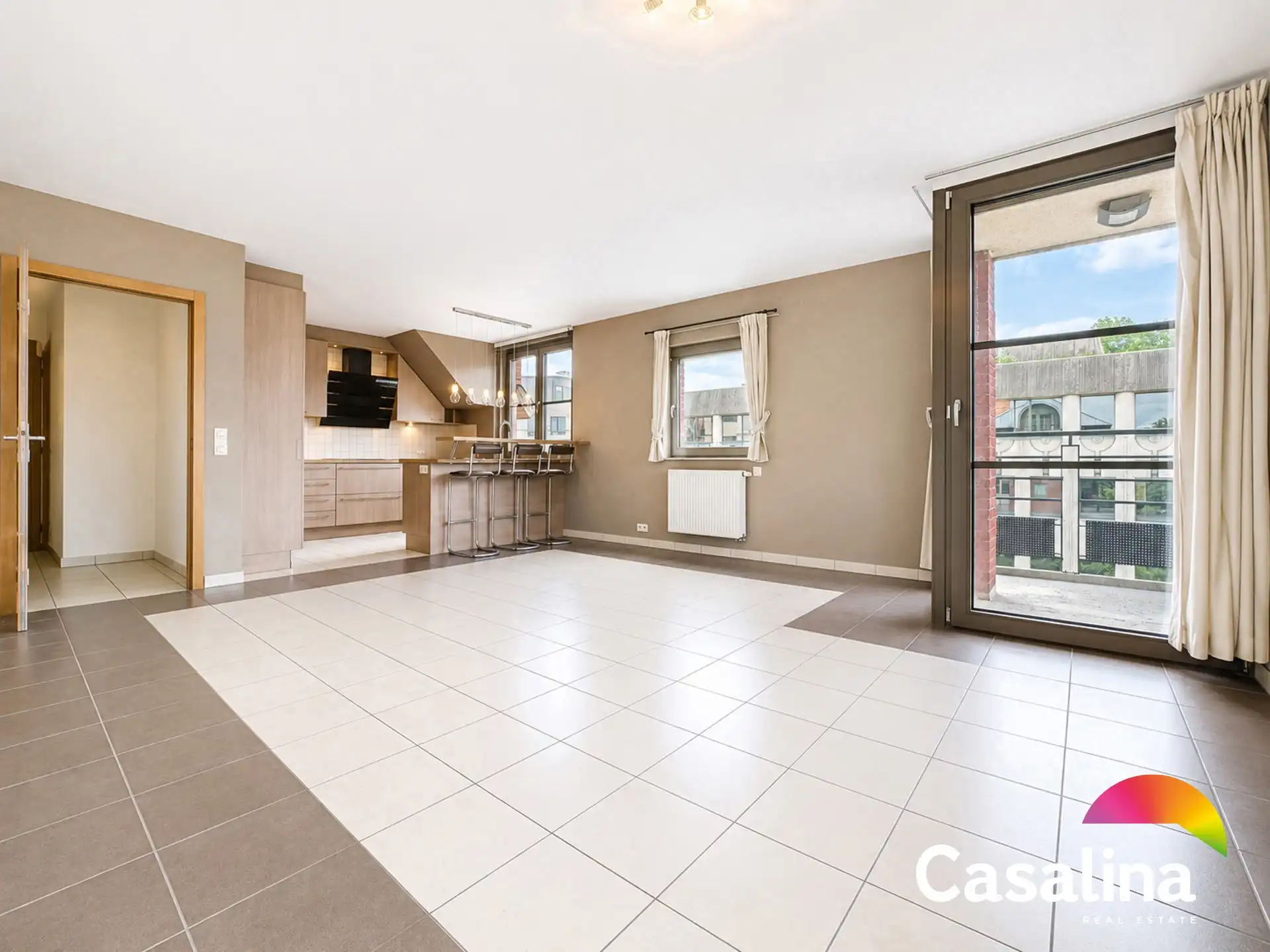 Zuidgericht appartement met 2 slaapkamers, terras en 2 Park. foto 6