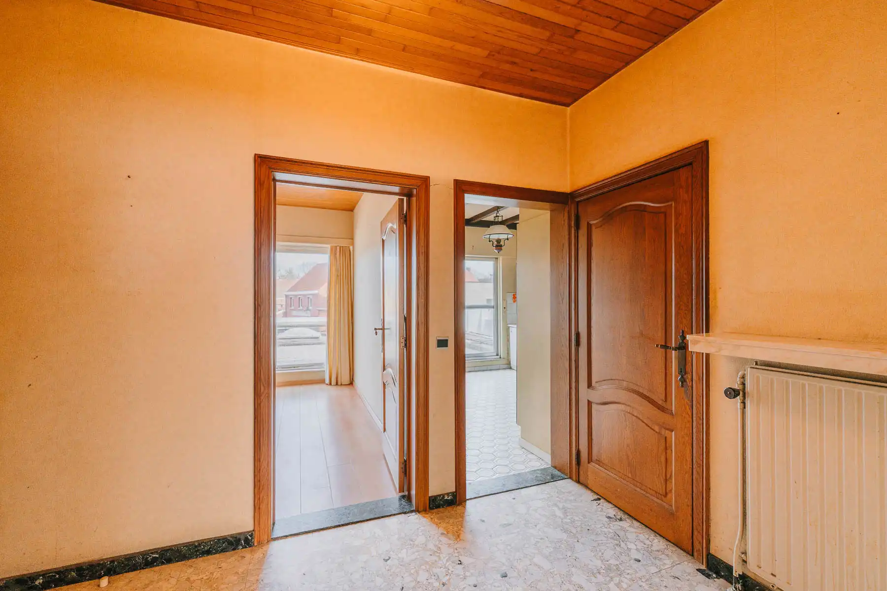 Ruim en lichtrijk Duplex-appartement met optionele garage. foto 16