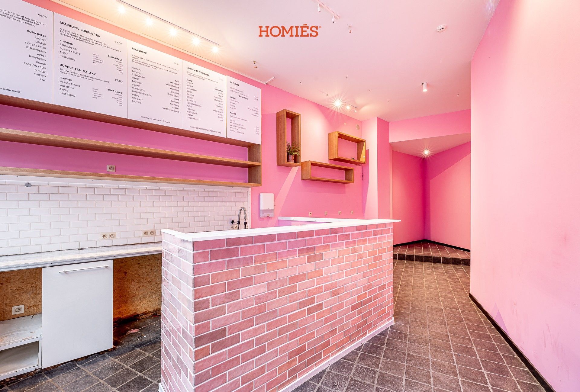 Commercieel gelijkvloers op strategische locatie foto {{pictureIndex}}