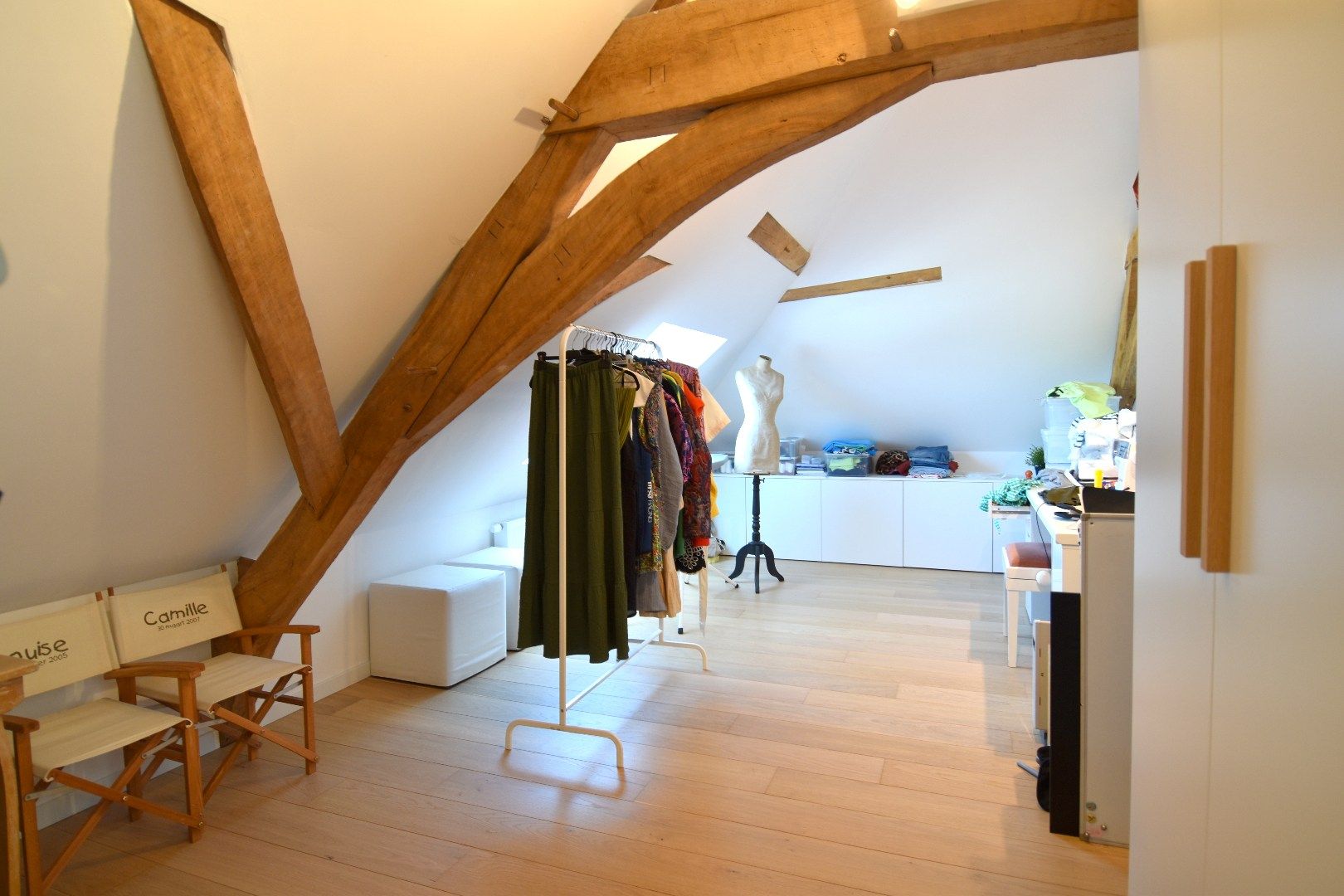 Unieke herenwoning met 5 slaapkamers, zonnige tuin én zwembad op perceel van 738 m² te koop in Kooigem foto 18