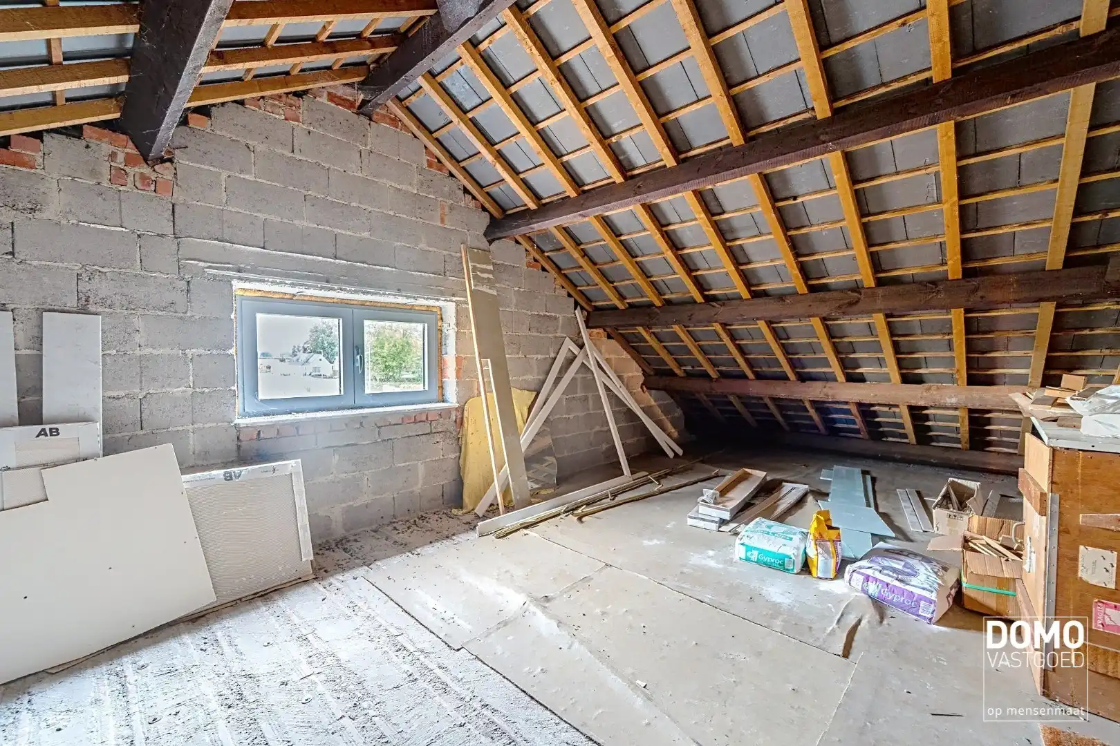 Ruime woning met weiland te koop te Alken foto 19