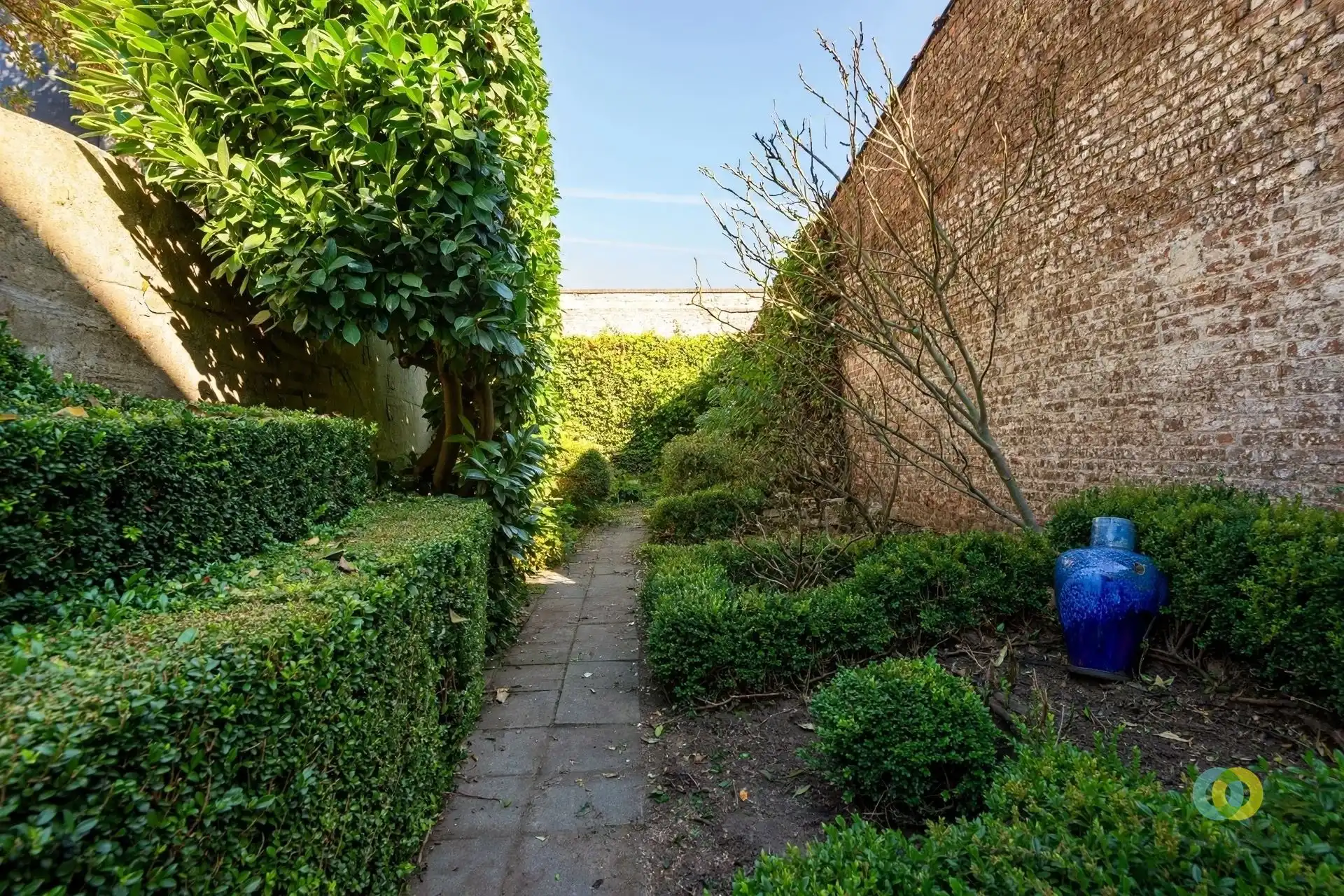 Authentiek herenhuis met tuin foto 8