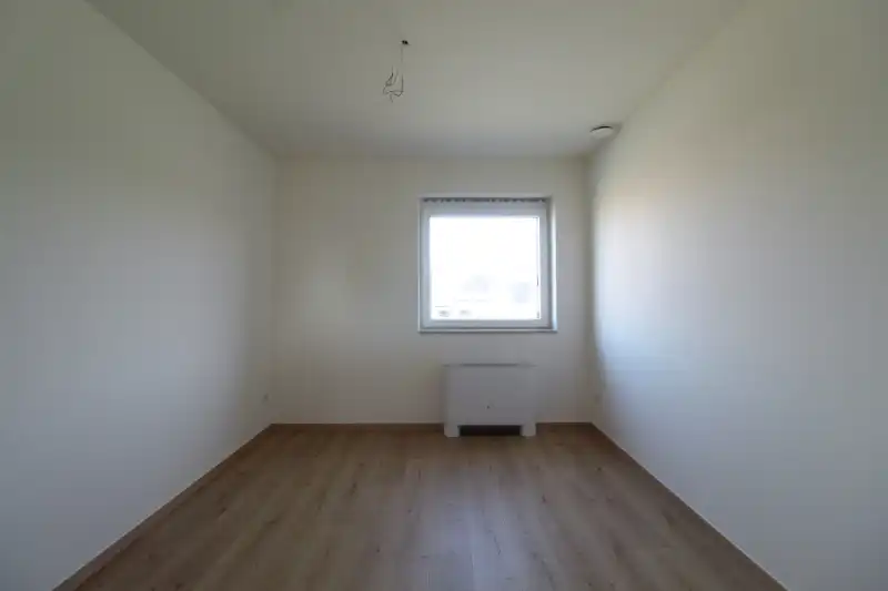 Moderne en energiezuinige nieuwbouwwoning te huur in Sijsele foto 7