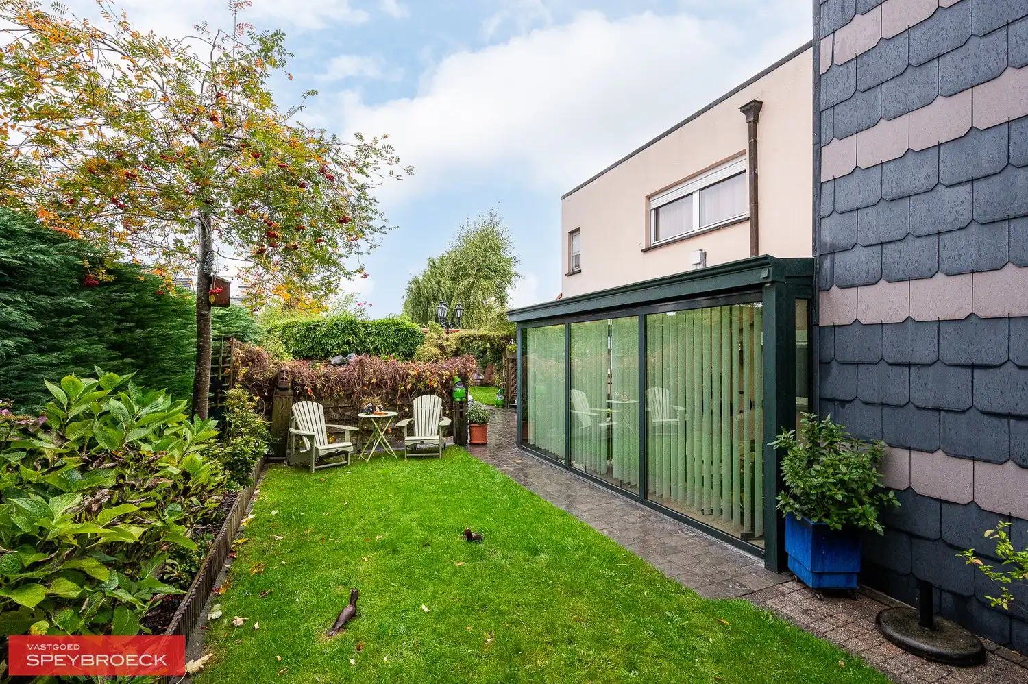 TE KOOP – DRONGEN aan de Koninginnelaan 49 foto 3