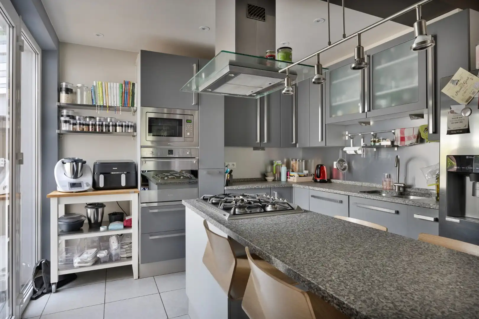 Ruime halfopen bebouwing met grote tuin op fietsafstand van het centrum van Tongeren foto 10