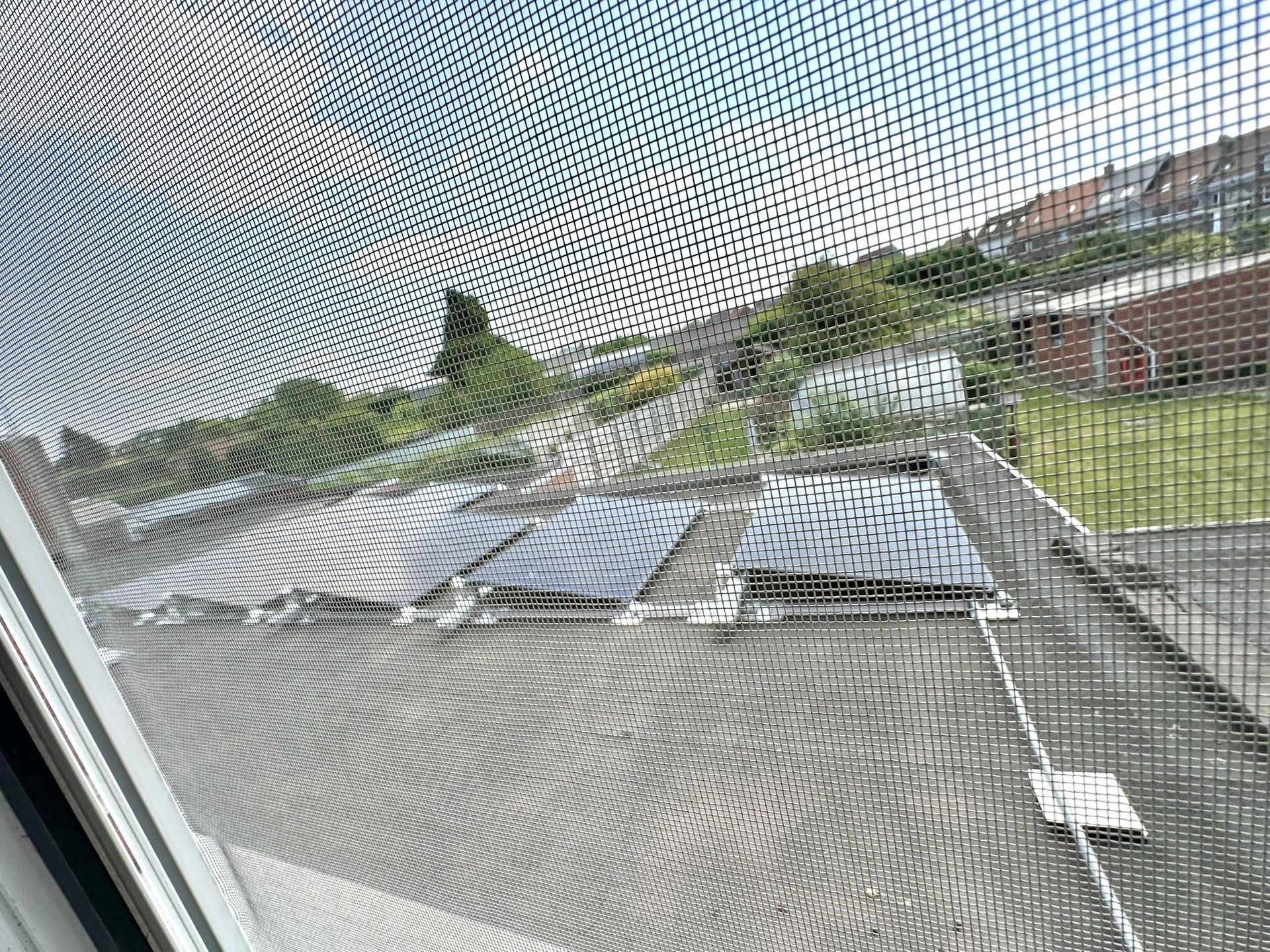 BREDEGEVEL-WONING MET 3 KAMERS, GROTE GARAGE & TUIN foto 25