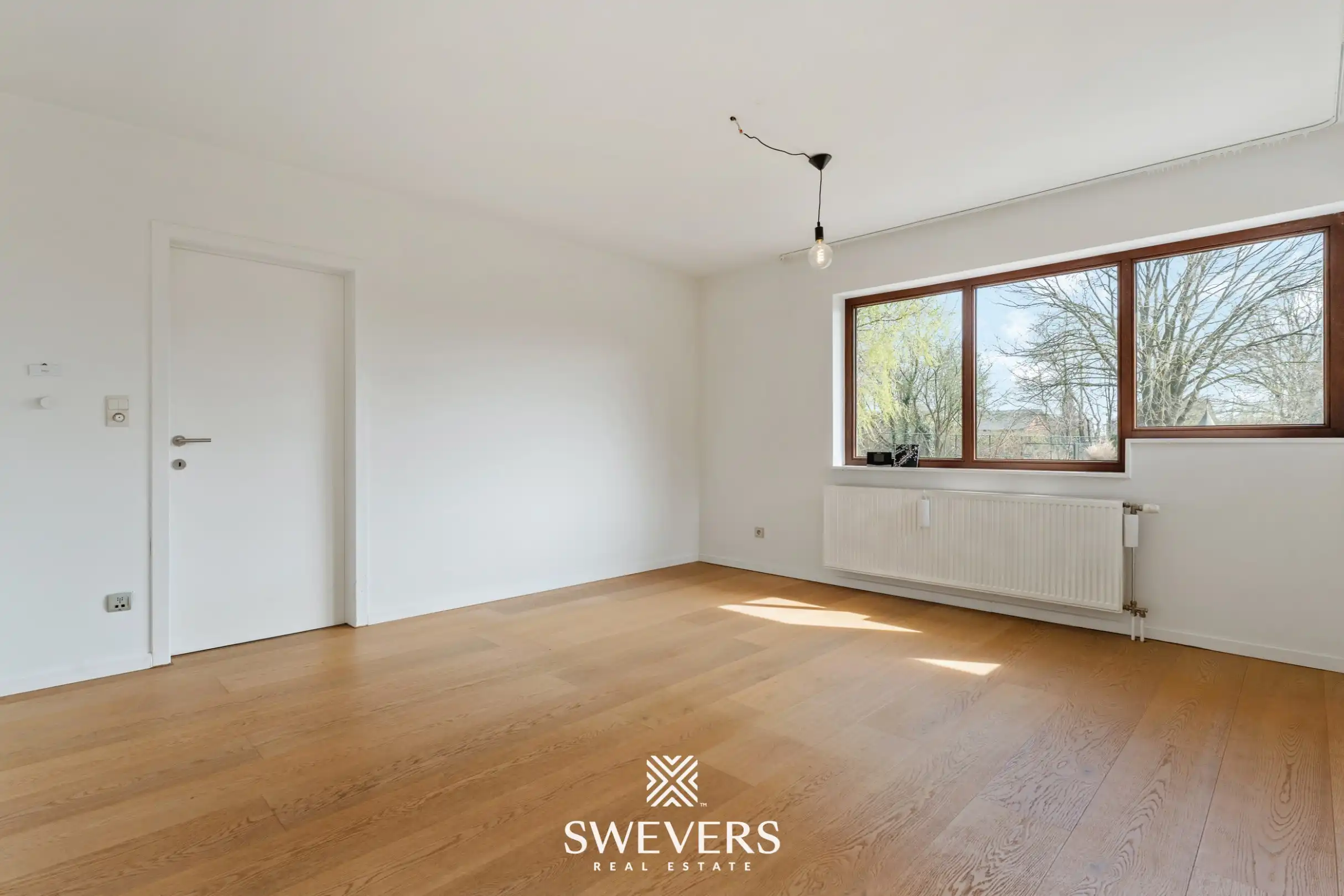 Zeer ruime woning met praktijkruimte op 28a 69ca in Heusden-Zolder foto 9