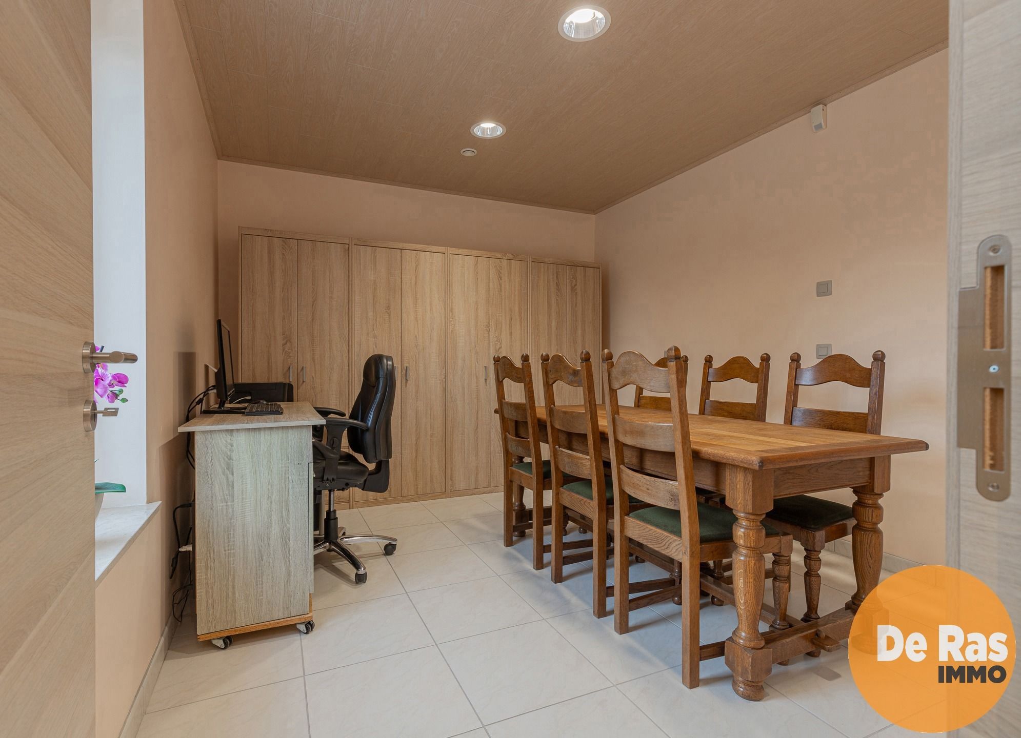 WETTEREN- Ruime, comfortabele 4-gevelwoning centrum Wetteren foto 13