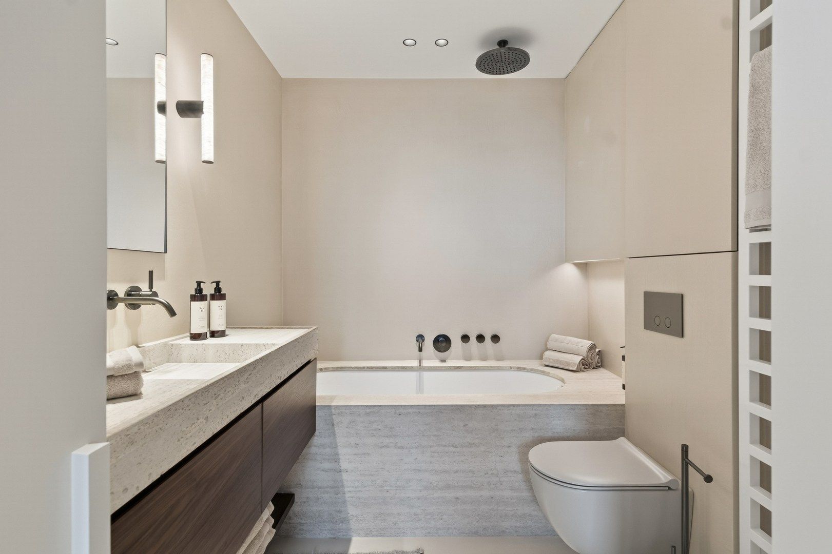 Milenka - Appartement 7e verdieping – Verfijnde rust met zicht op de horizon foto 18
