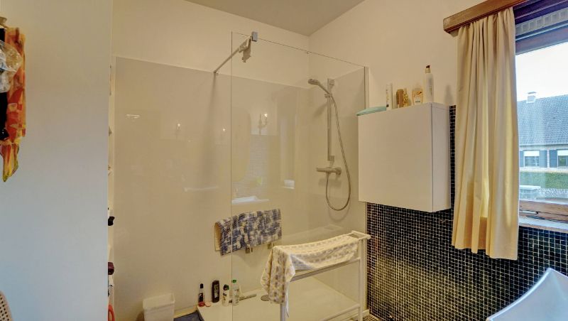 Klassieke villa van 305m² met ruime garage op 7 are 48 ca foto 10