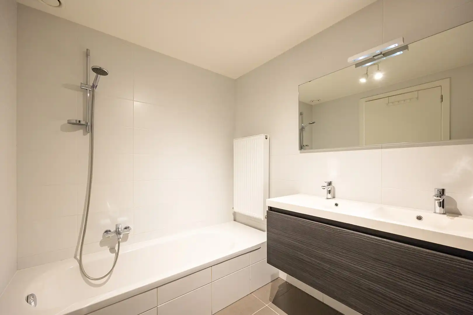 APPARTEMENT MET TERRAS foto 10