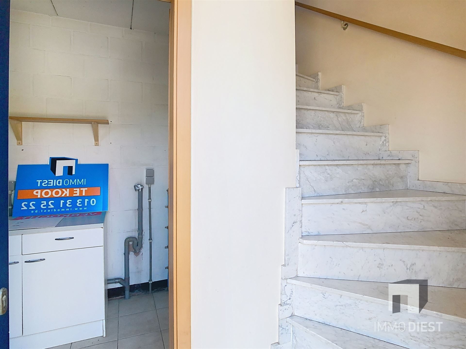 Triplex met 2 slaapkamers en inpandige garage foto 20