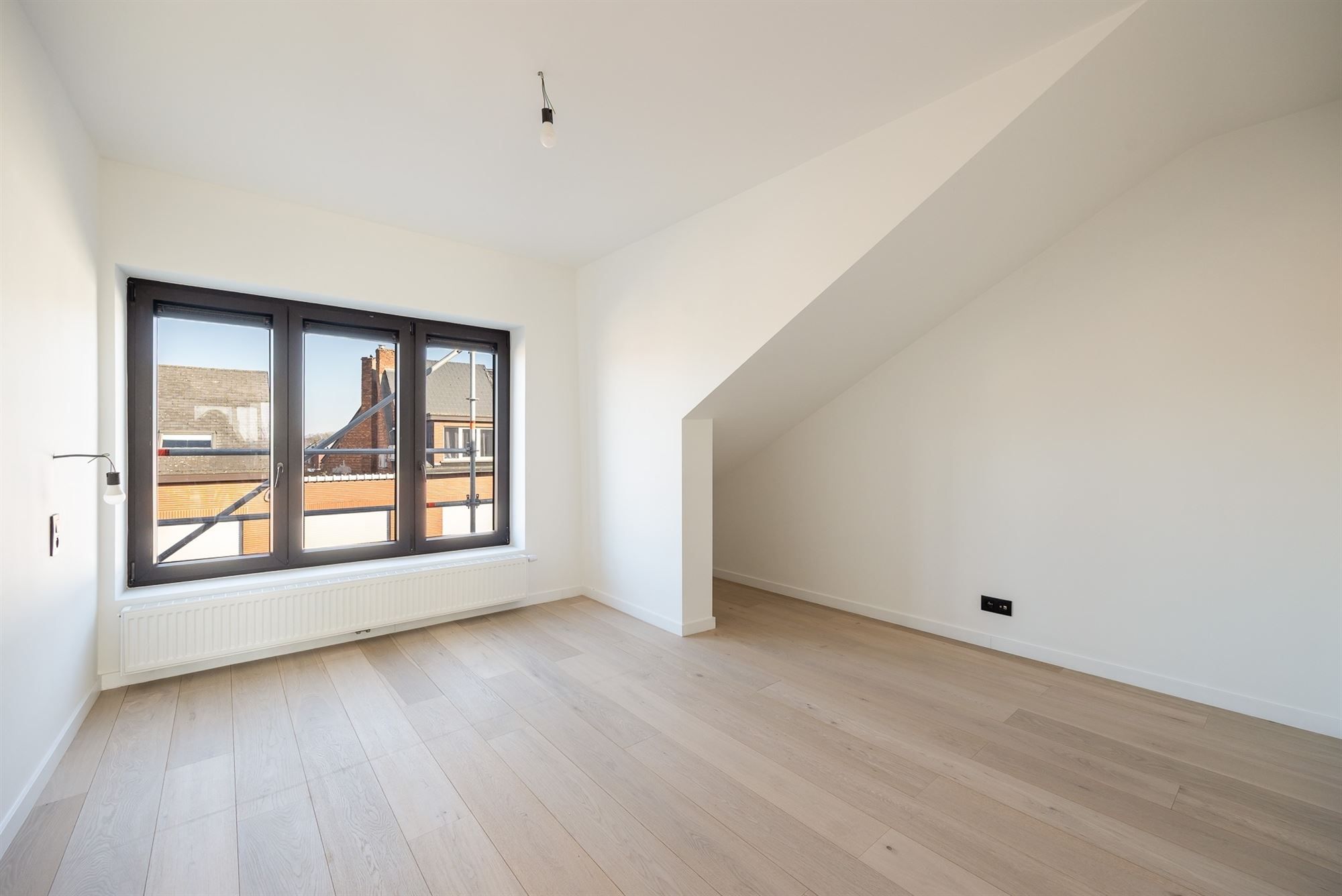 Appartement met twee slaapkamers en terras foto 8