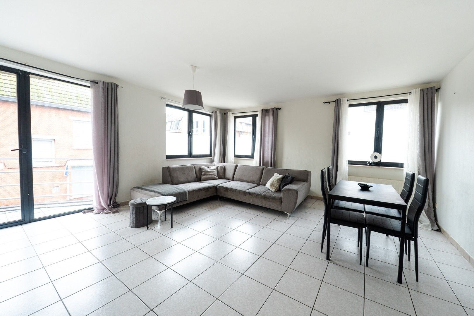 1-kamerappartement met terras in hartje van Bornem. foto 7