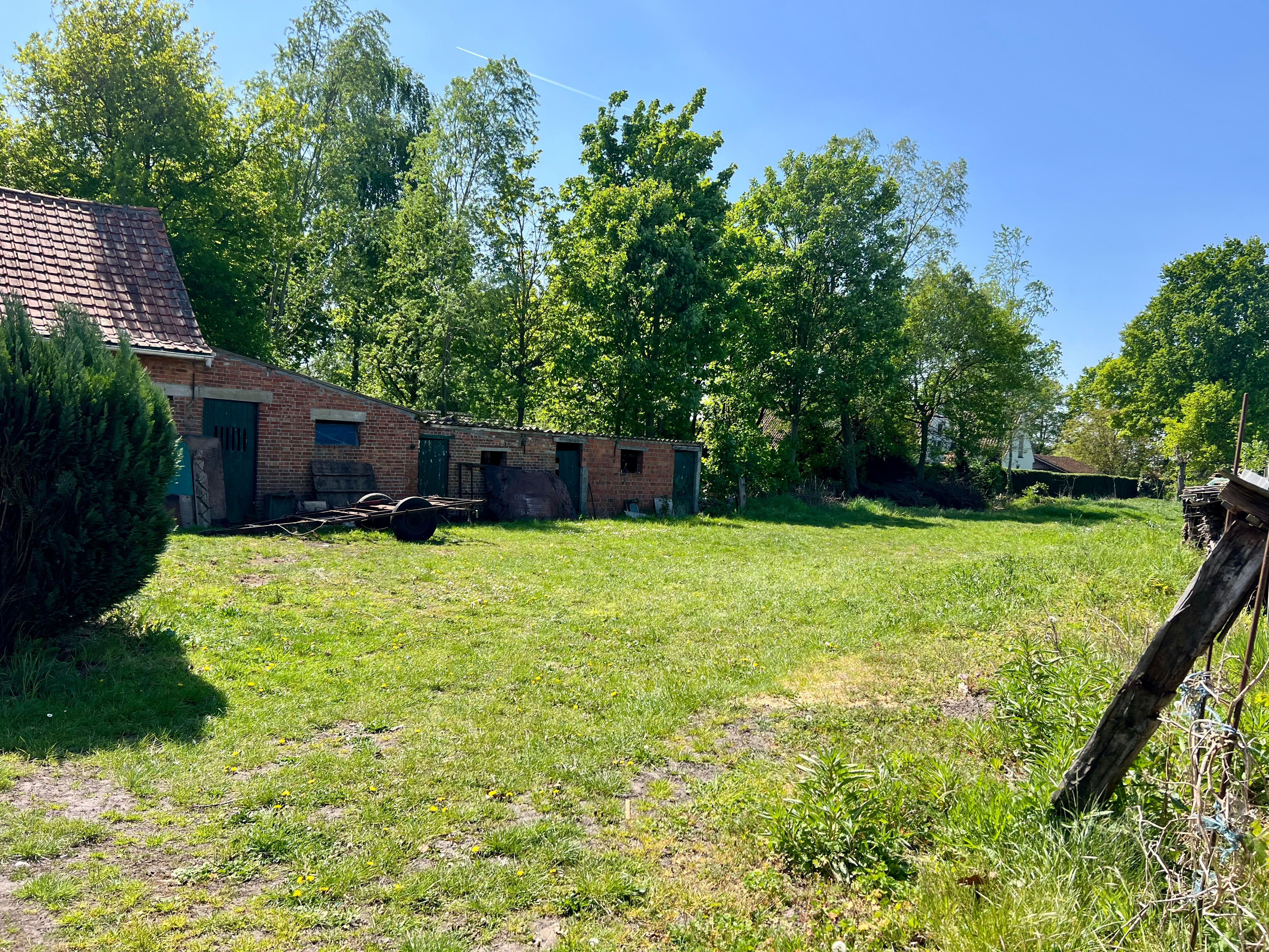 Te renoveren, nieuwbouw open bebouwing of verkaveling koppelwoning foto 3