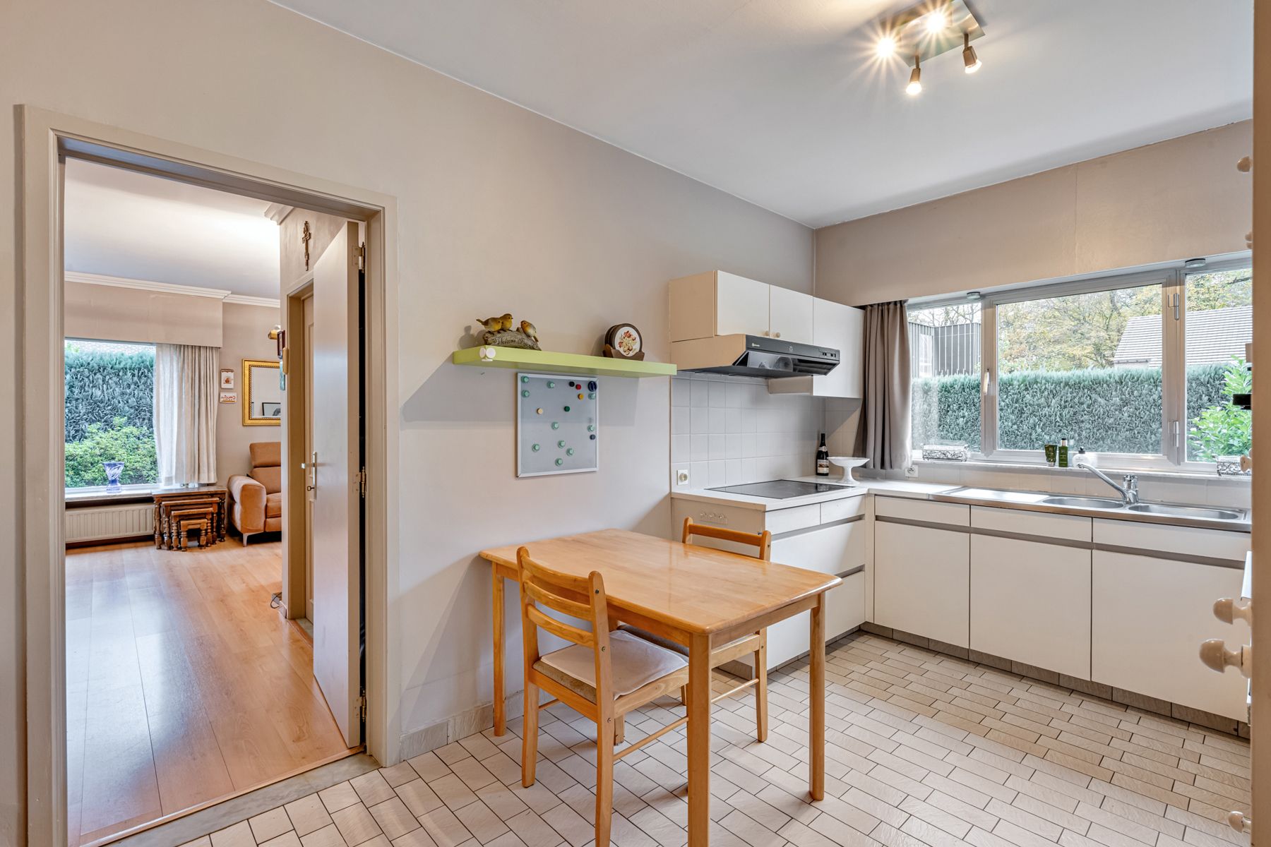 Karaktervolle woning met 3 slaapkamers, tuin en garage foto 9