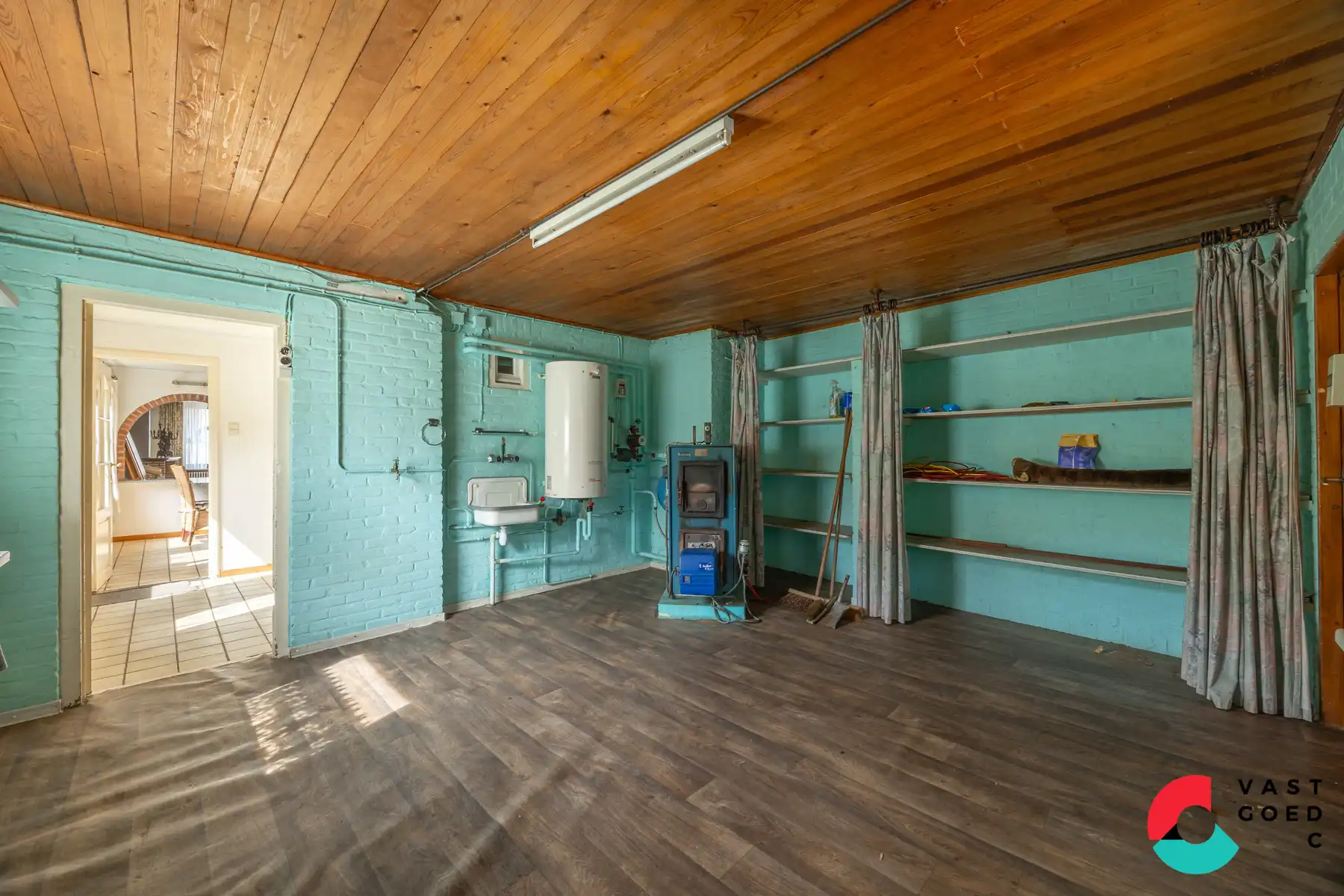 Te renoveren gezinswoning in het centrum van Hamont-Achel foto 16