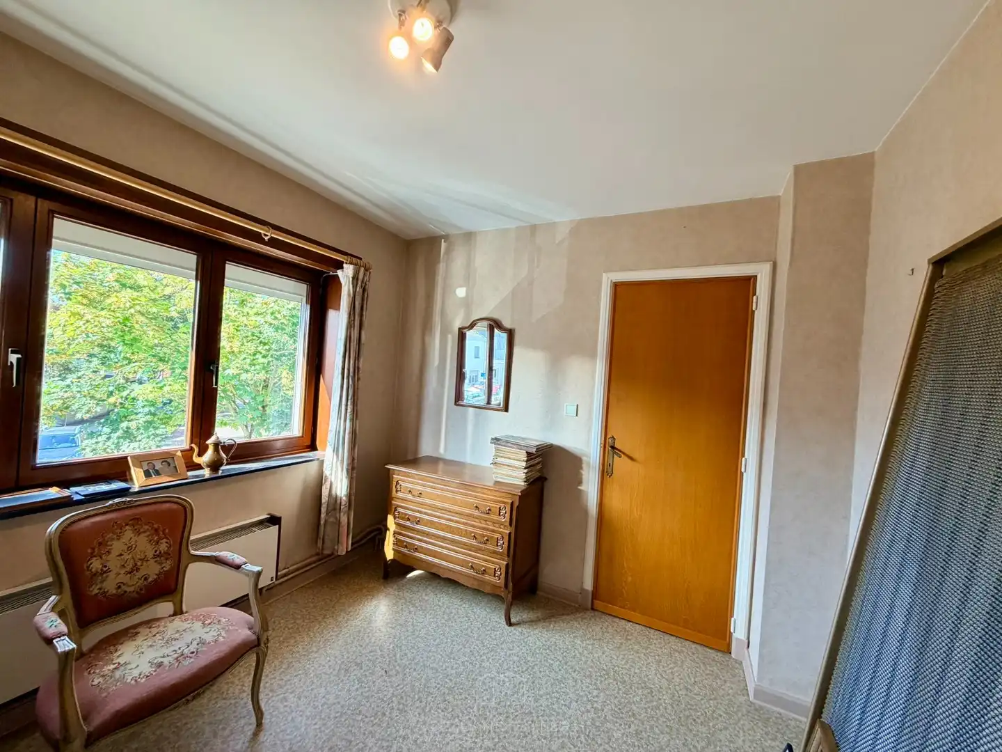 Te renoveren halfopen bebouwing met 3 slaapkamers in hartje Bornem - Een woning met potentieel! foto 15
