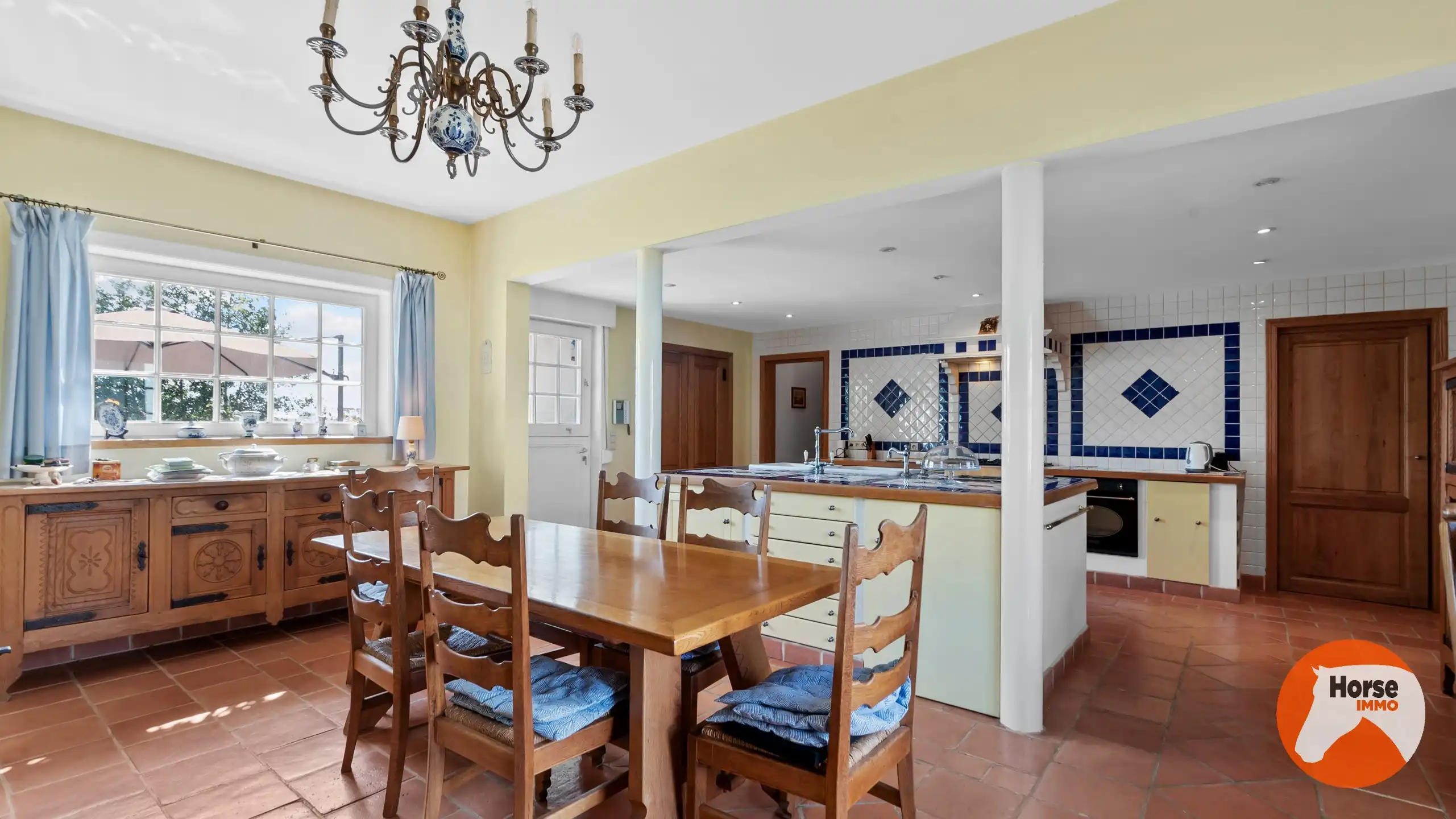 FRASNES - Exclusieve eigendom met 3 woonentiteiten en B&B foto 8