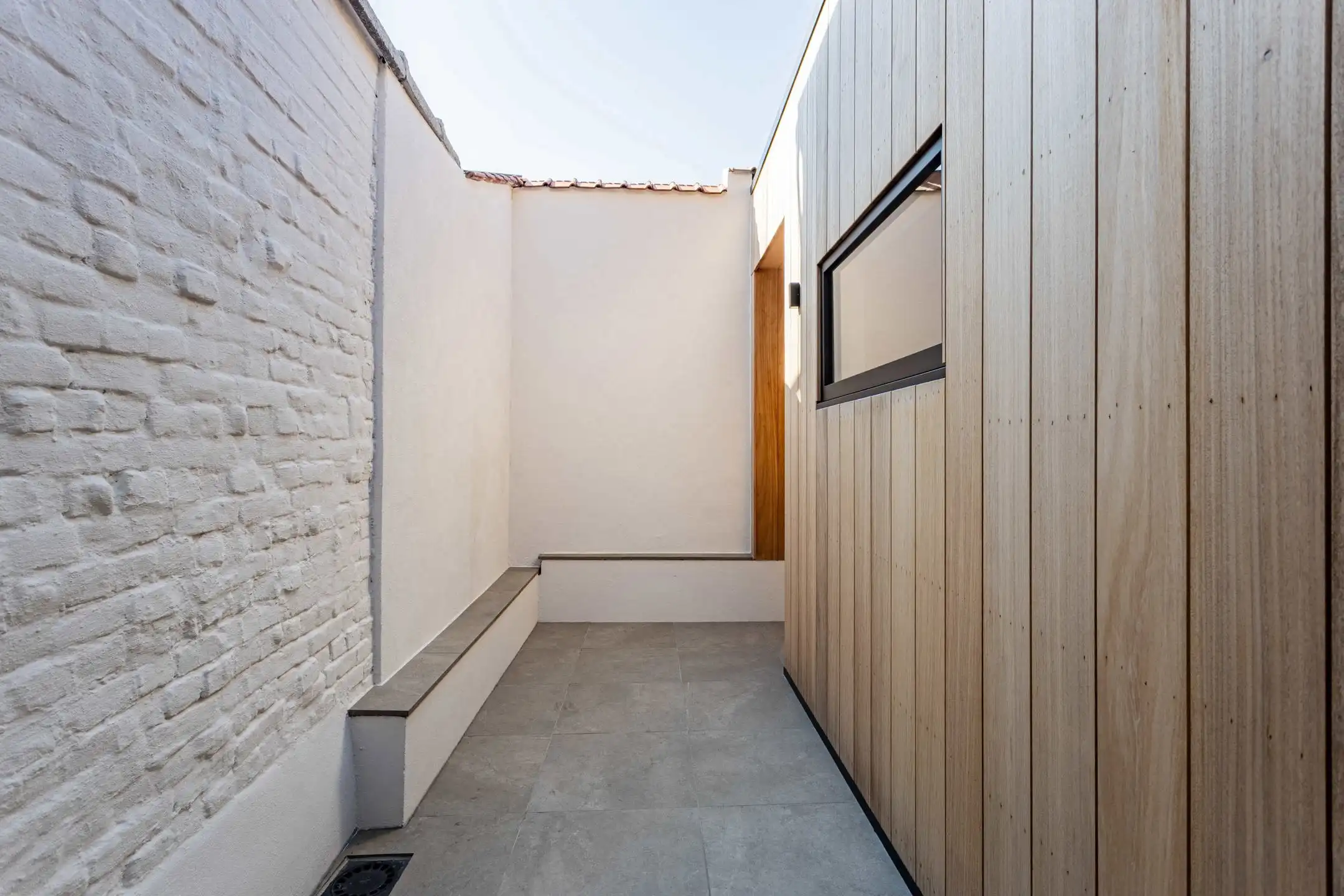 Volledige gerenoveerde, energetische woning met stadskoer! foto 14